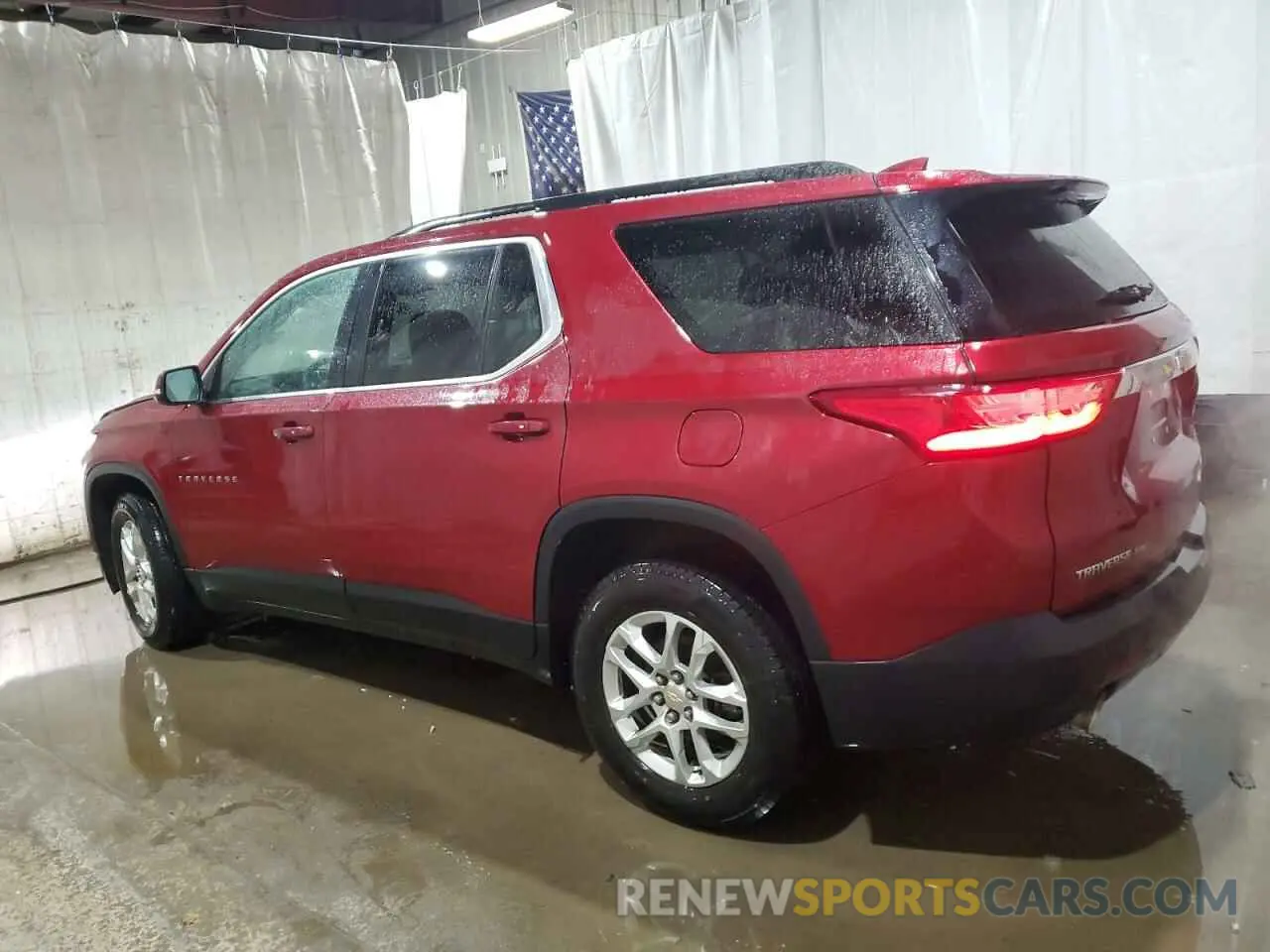 2 Photograph of a damaged car 1GNEVGKW1LJ214003 CHEVROLET TRAVERSE 2020