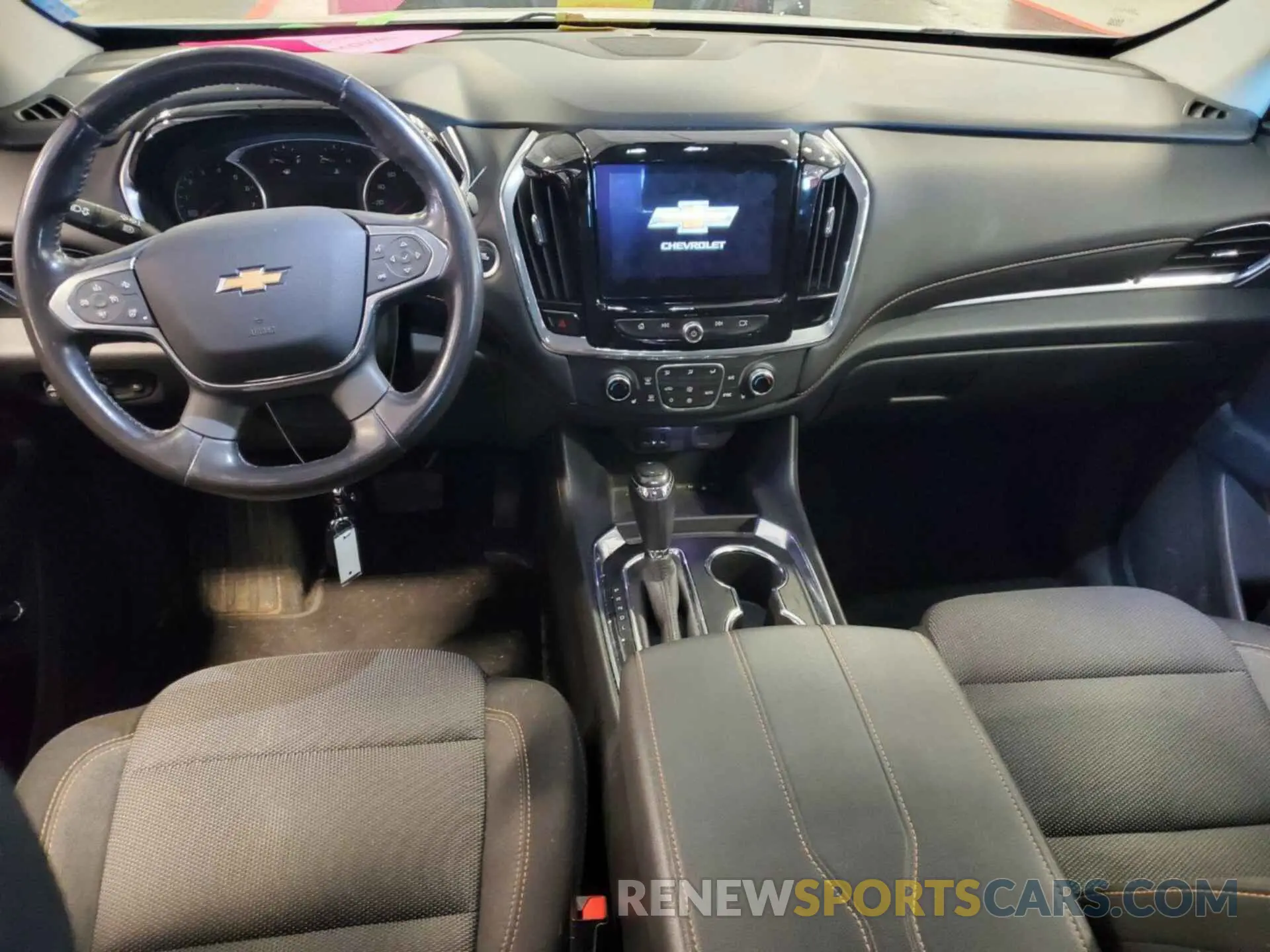 12 Photograph of a damaged car 1GNEVGKW2LJ169878 CHEVROLET TRAVERSE 2020