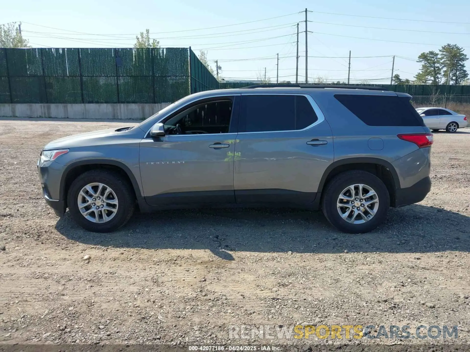 14 Photograph of a damaged car 1GNEVGKW3LJ309209 CHEVROLET TRAVERSE 2020