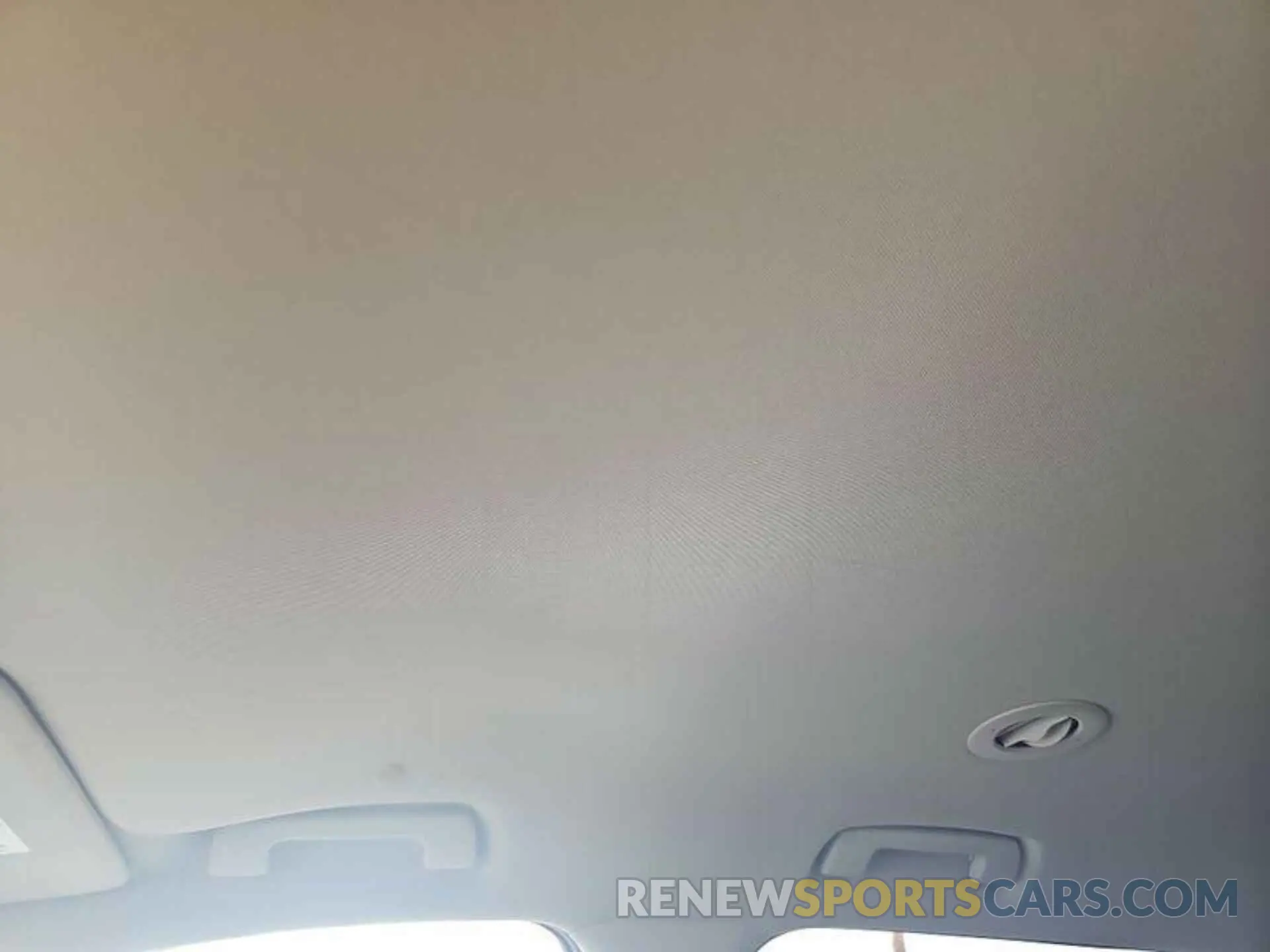 9 Photograph of a damaged car 1GNEVGKW4LJ110024 CHEVROLET TRAVERSE 2020