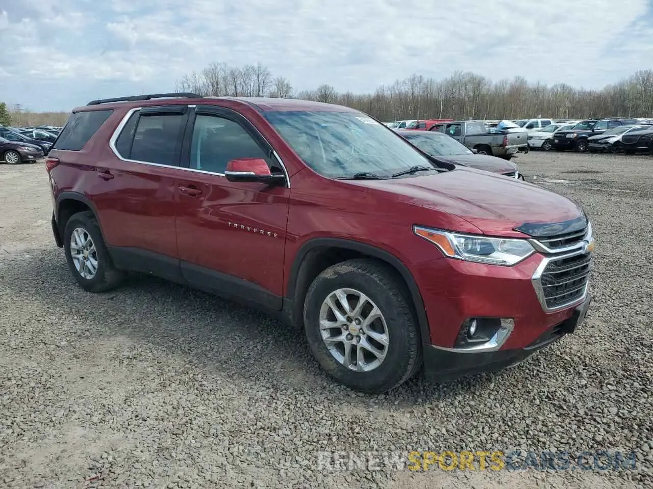 4 Photograph of a damaged car 1GNEVGKW4LJ115868 CHEVROLET TRAVERSE 2020