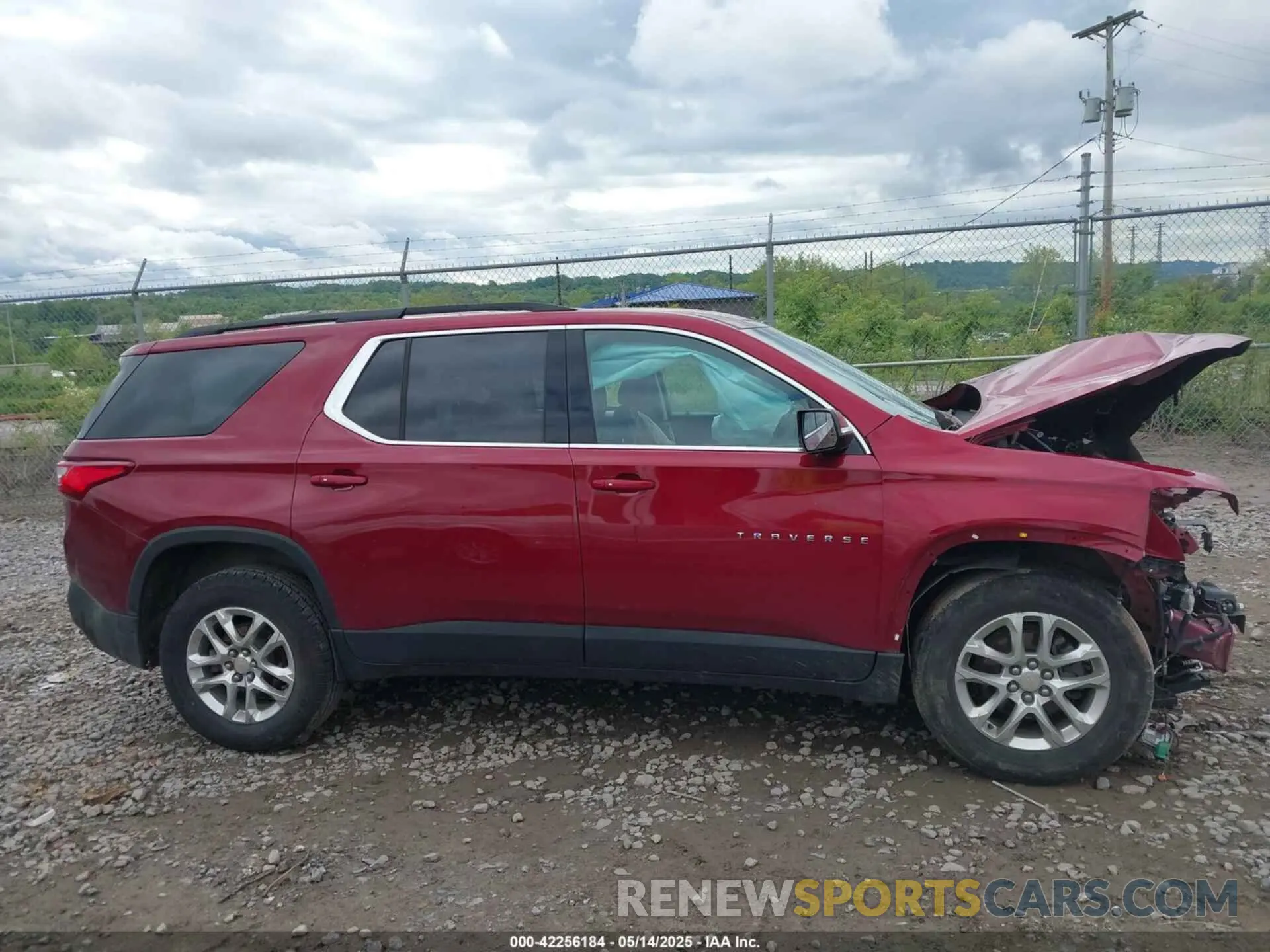 14 Photograph of a damaged car 1GNEVGKW4LJ176363 CHEVROLET TRAVERSE 2020