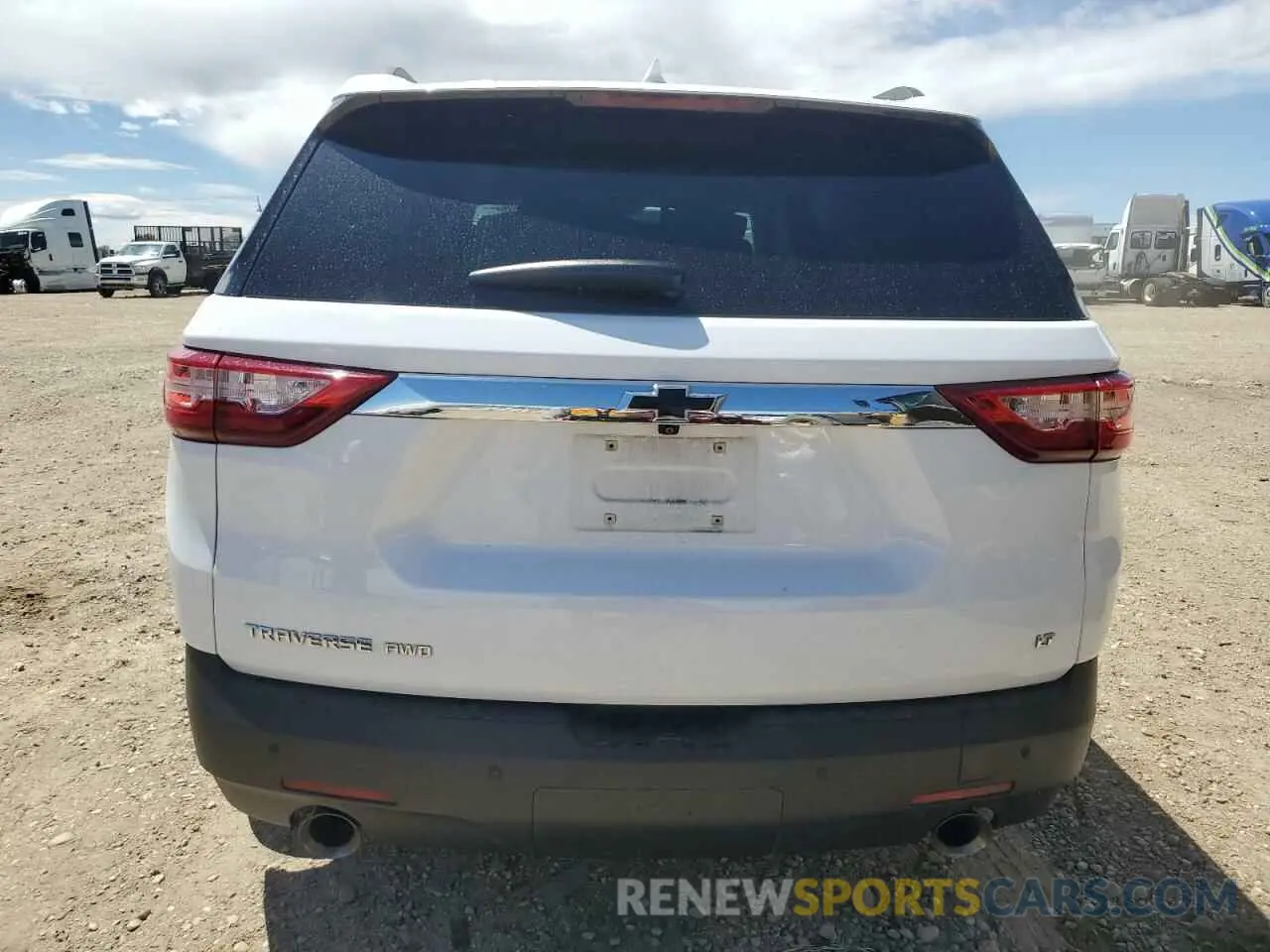 6 Photograph of a damaged car 1GNEVGKW4LJ209281 CHEVROLET TRAVERSE 2020