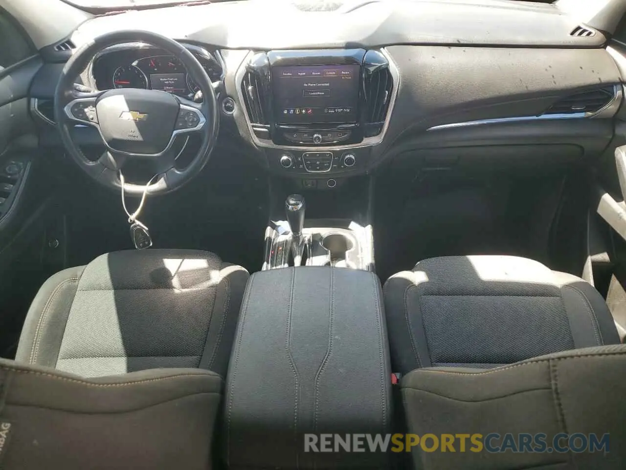 8 Photograph of a damaged car 1GNEVGKW4LJ209281 CHEVROLET TRAVERSE 2020