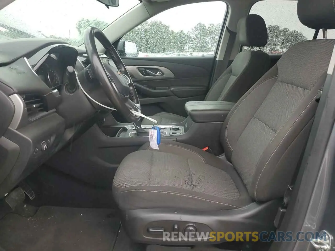 7 Photograph of a damaged car 1GNEVGKW6LJ231413 CHEVROLET TRAVERSE 2020