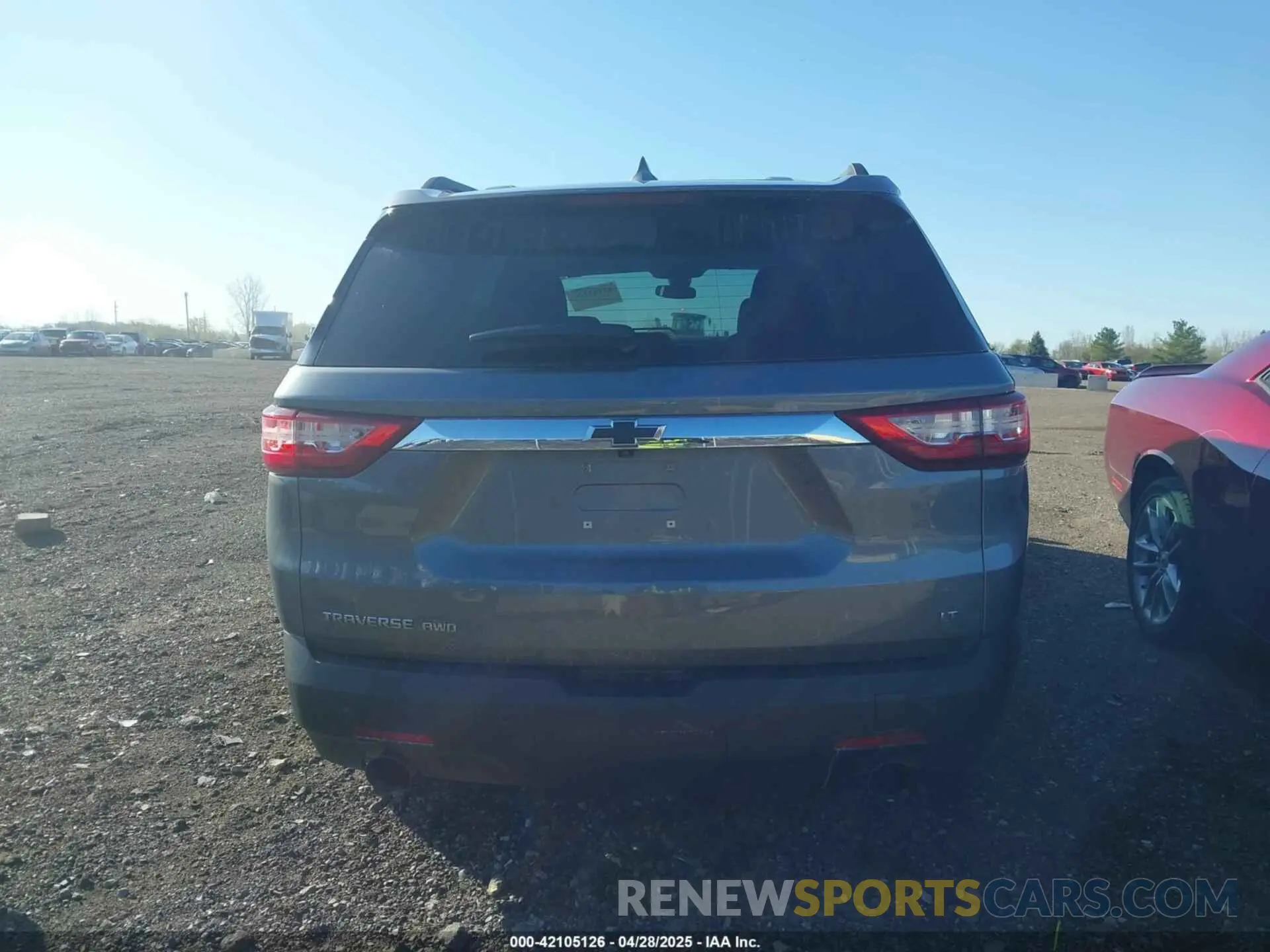 16 Photograph of a damaged car 1GNEVGKW6LJ320821 CHEVROLET TRAVERSE 2020