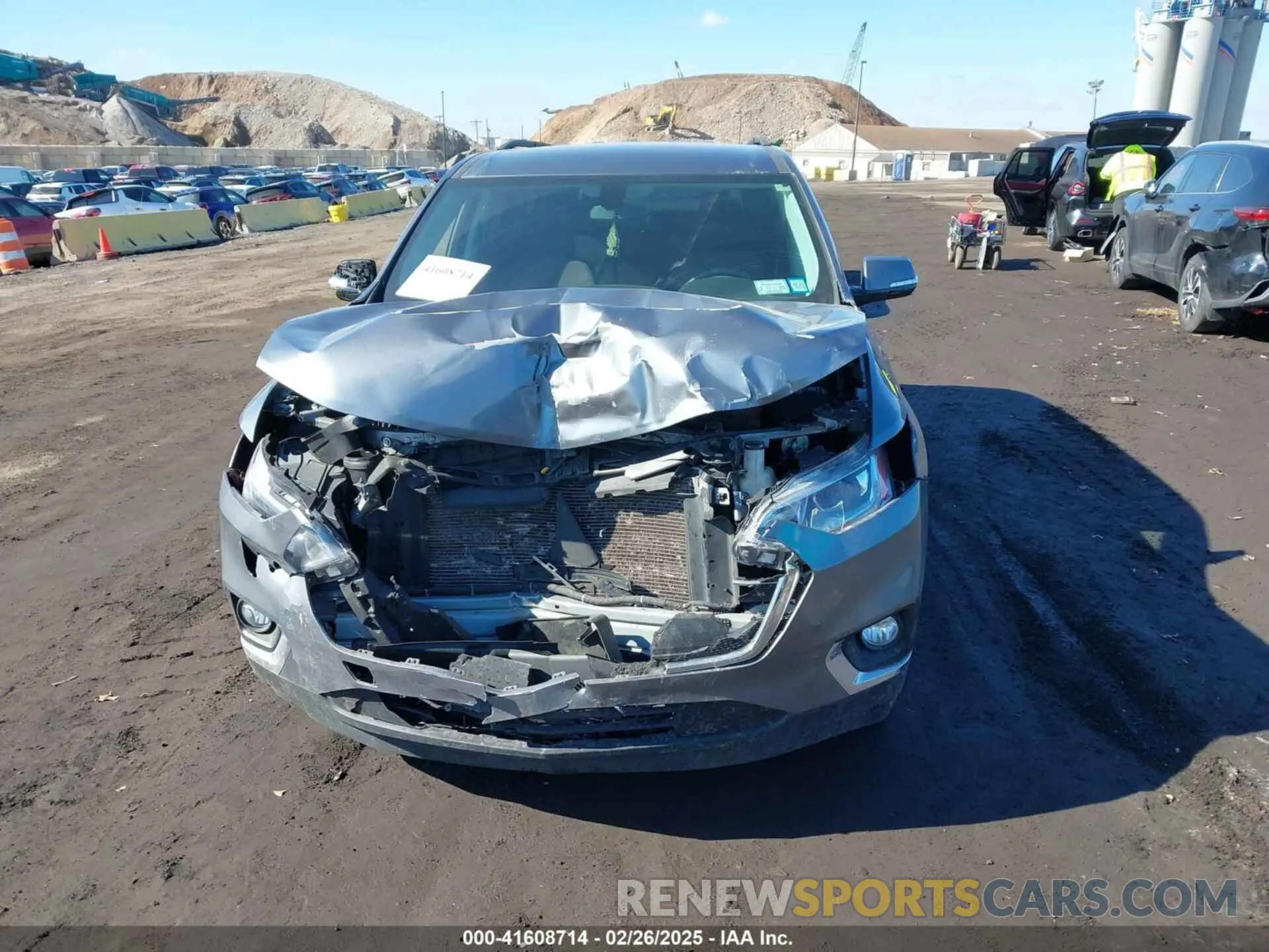 12 Photograph of a damaged car 1GNEVGKW7LJ225765 CHEVROLET TRAVERSE 2020