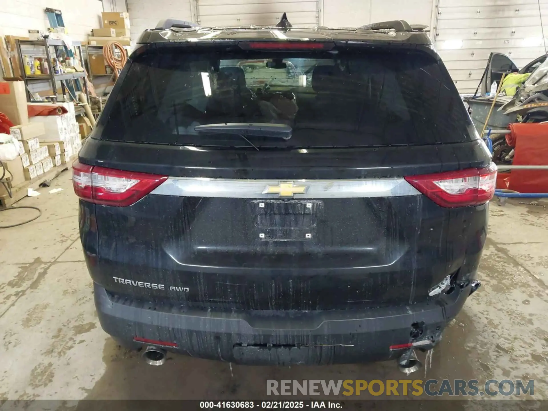 16 Photograph of a damaged car 1GNEVGKW9LJ304449 CHEVROLET TRAVERSE 2020