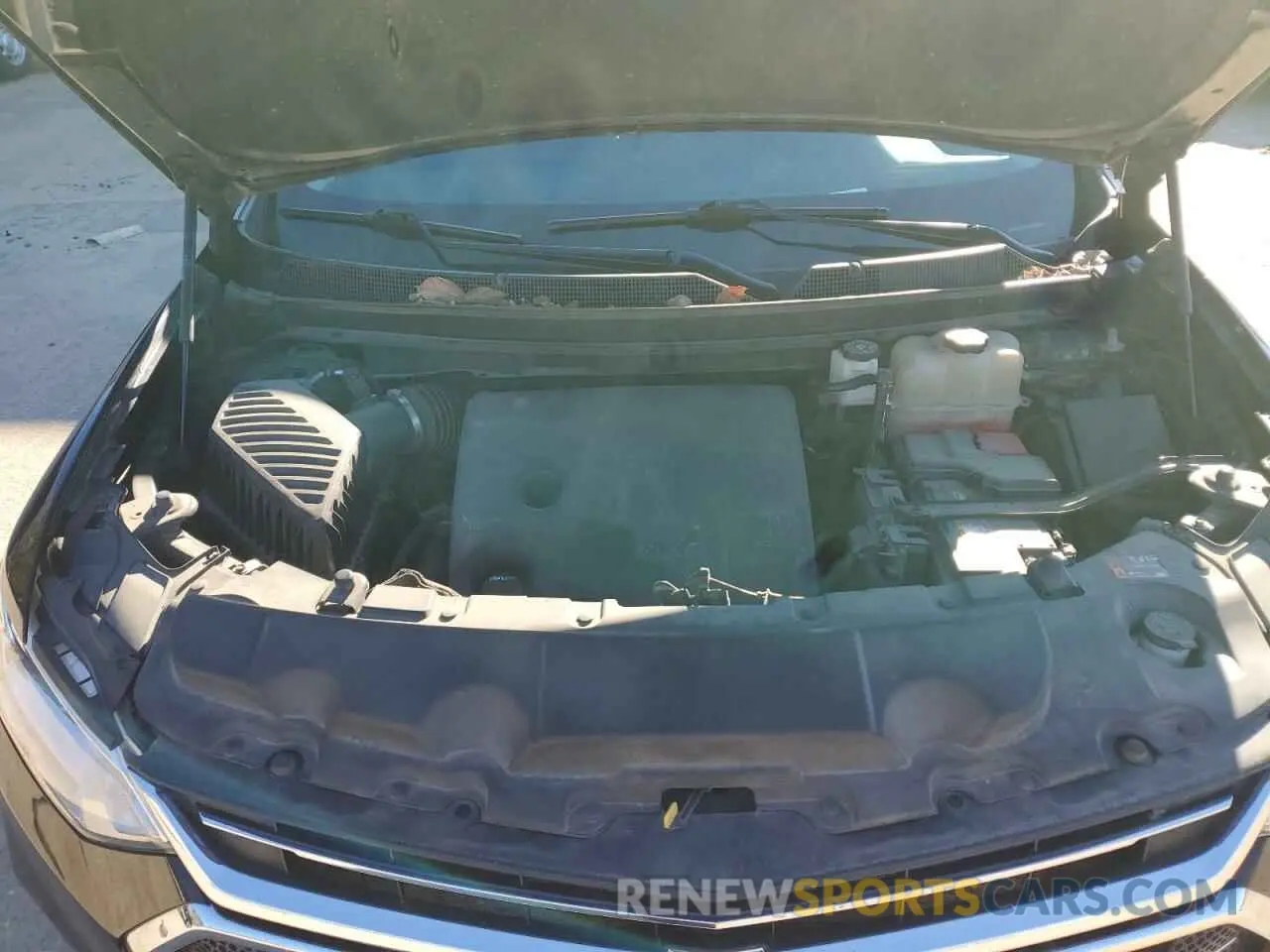 12 Photograph of a damaged car 1GNEVGKWXLJ313838 CHEVROLET TRAVERSE 2020