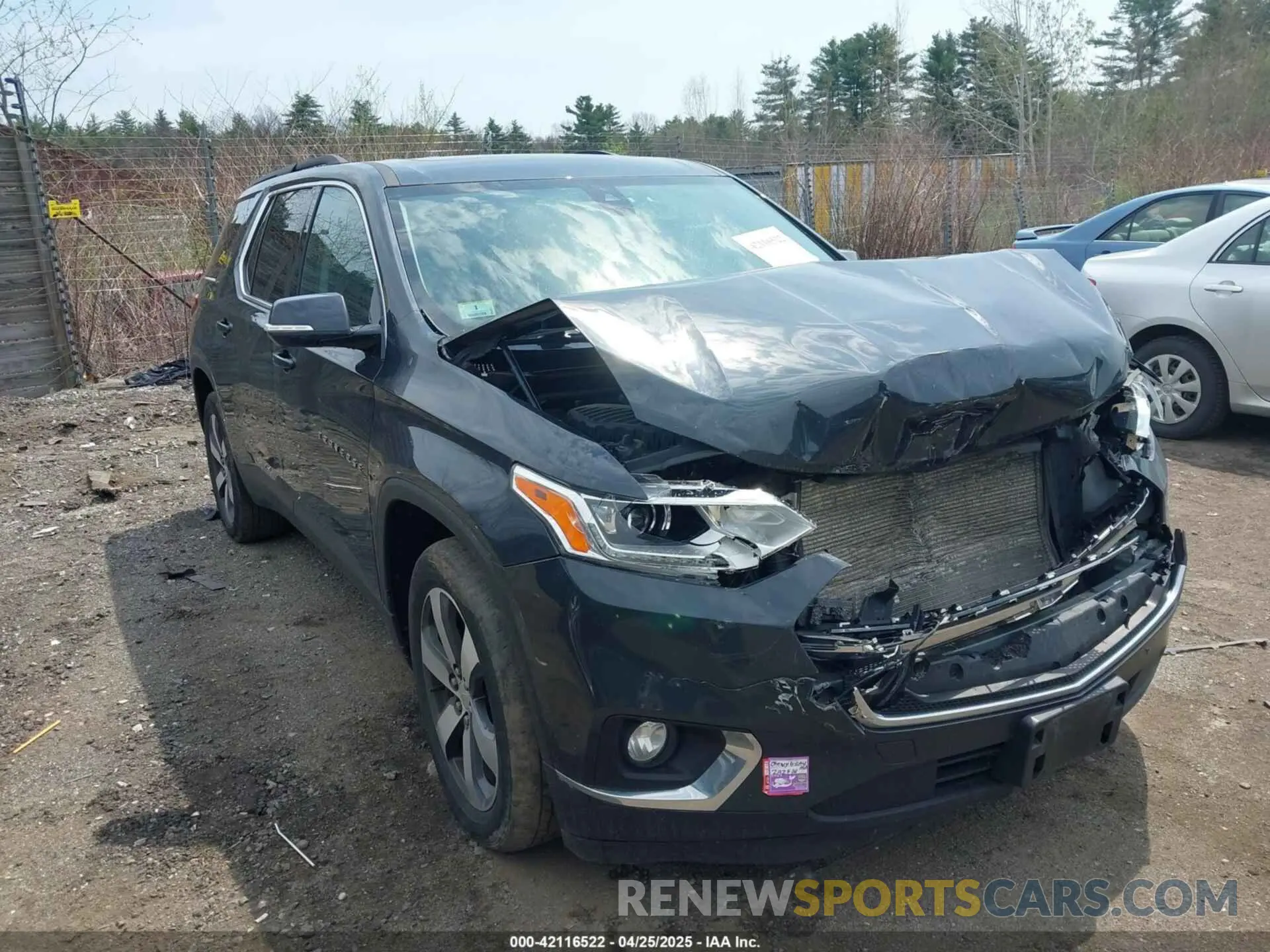 1 Photograph of a damaged car 1GNEVHKW1LJ322532 CHEVROLET TRAVERSE 2020