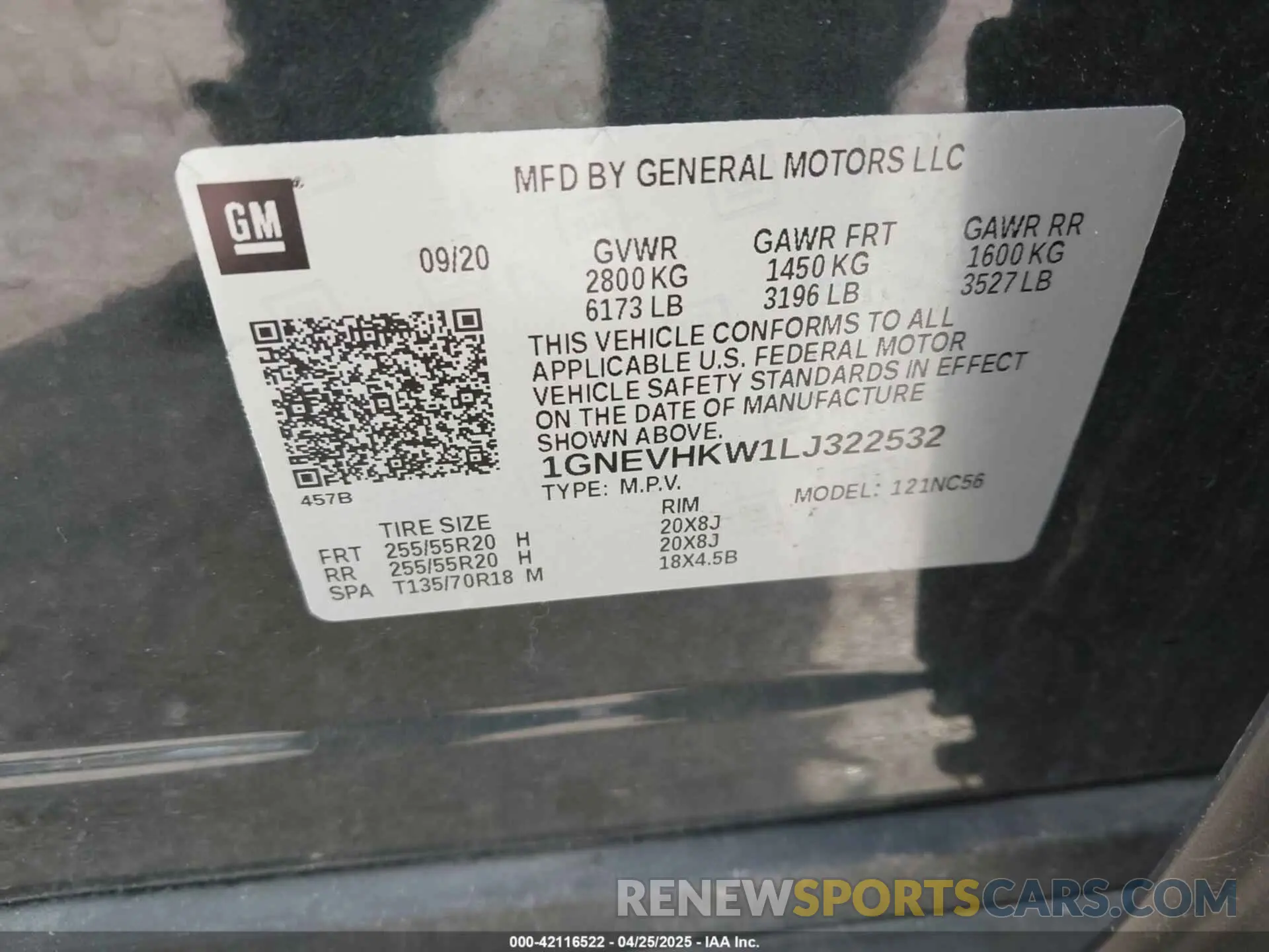 9 Photograph of a damaged car 1GNEVHKW1LJ322532 CHEVROLET TRAVERSE 2020