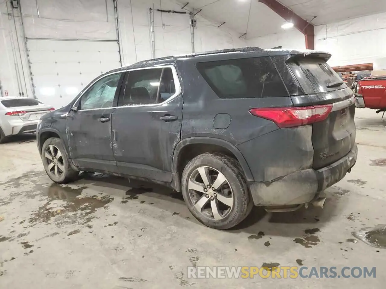 2 Photograph of a damaged car 1GNEVHKW2LJ180241 CHEVROLET TRAVERSE 2020