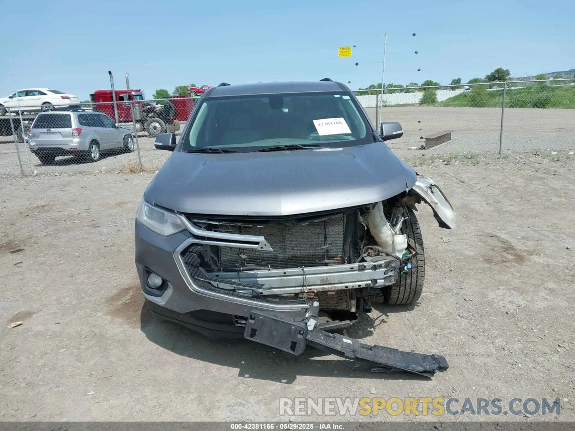 12 Photograph of a damaged car 1GNEVHKW4LJ144745 CHEVROLET TRAVERSE 2020