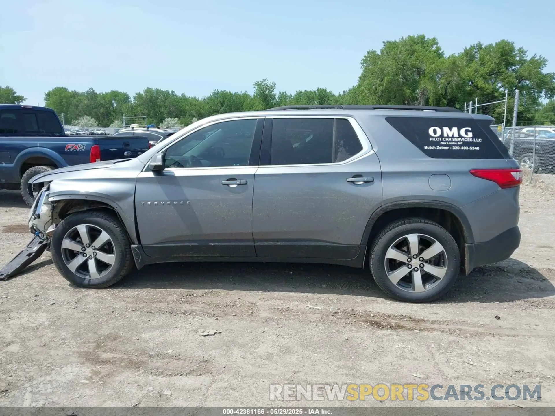 14 Photograph of a damaged car 1GNEVHKW4LJ144745 CHEVROLET TRAVERSE 2020