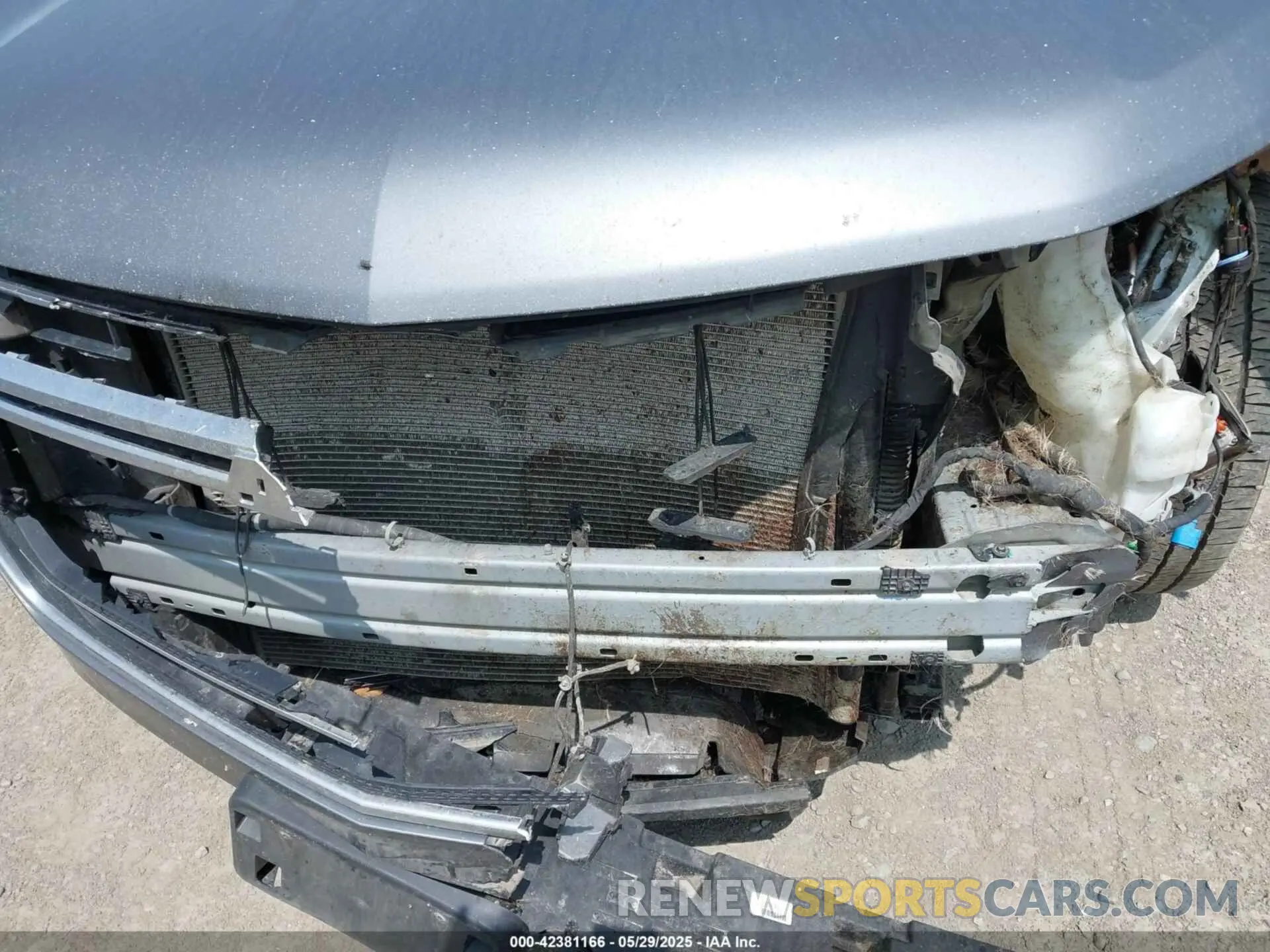 20 Photograph of a damaged car 1GNEVHKW4LJ144745 CHEVROLET TRAVERSE 2020
