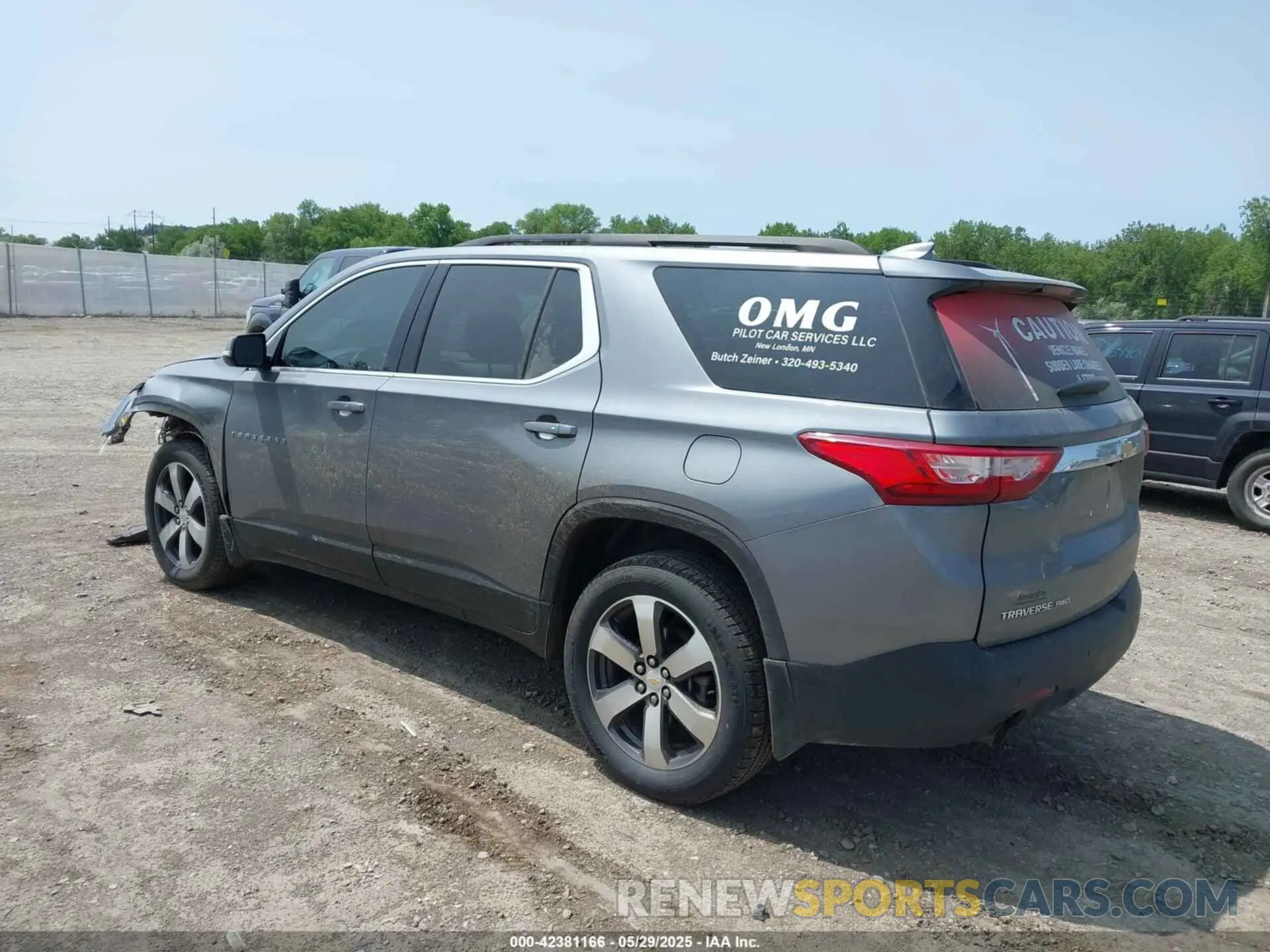 3 Photograph of a damaged car 1GNEVHKW4LJ144745 CHEVROLET TRAVERSE 2020