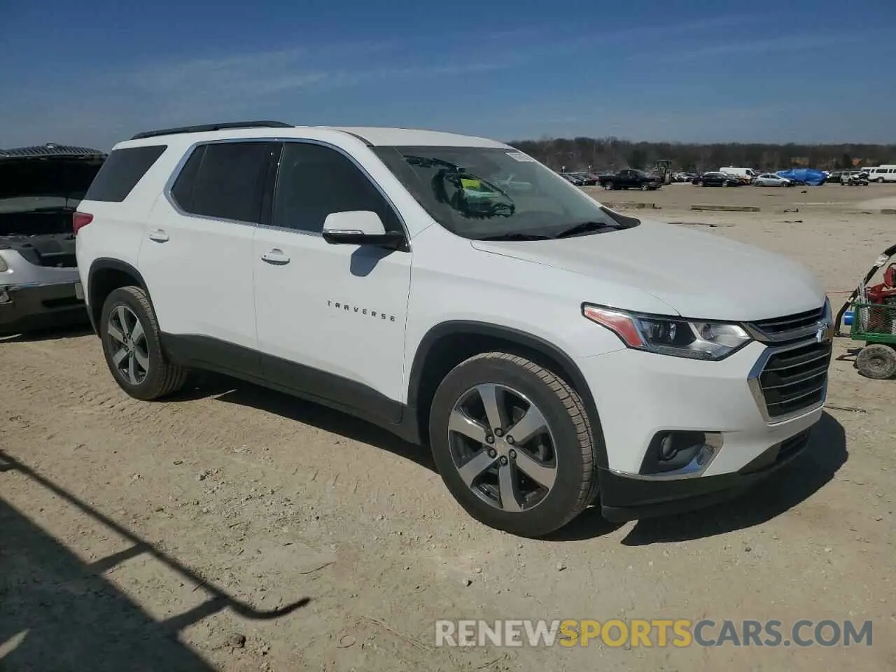 4 Photograph of a damaged car 1GNEVHKW4LJ179897 CHEVROLET TRAVERSE 2020