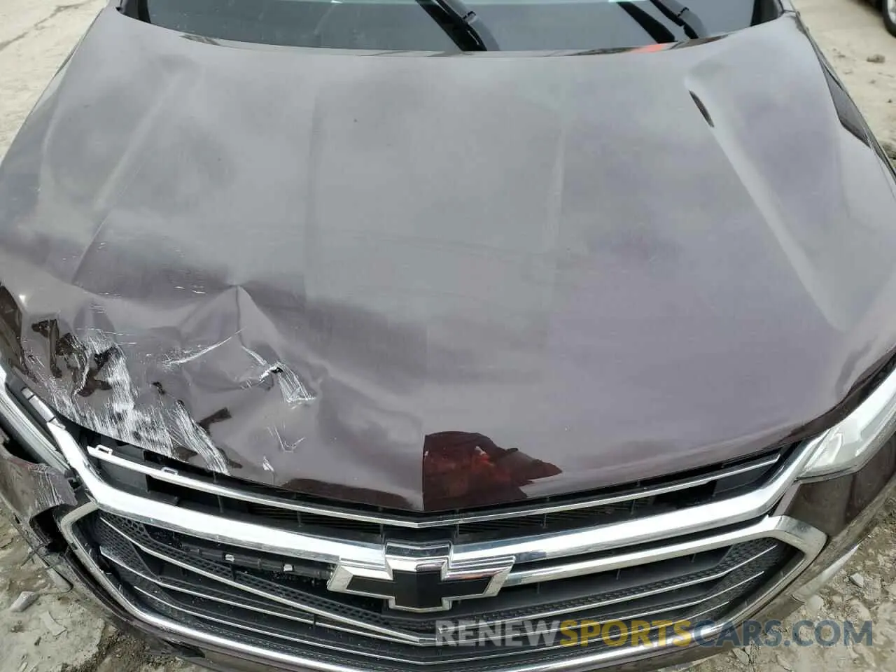 11 Photograph of a damaged car 1GNEVHKW6LJ105574 CHEVROLET TRAVERSE 2020