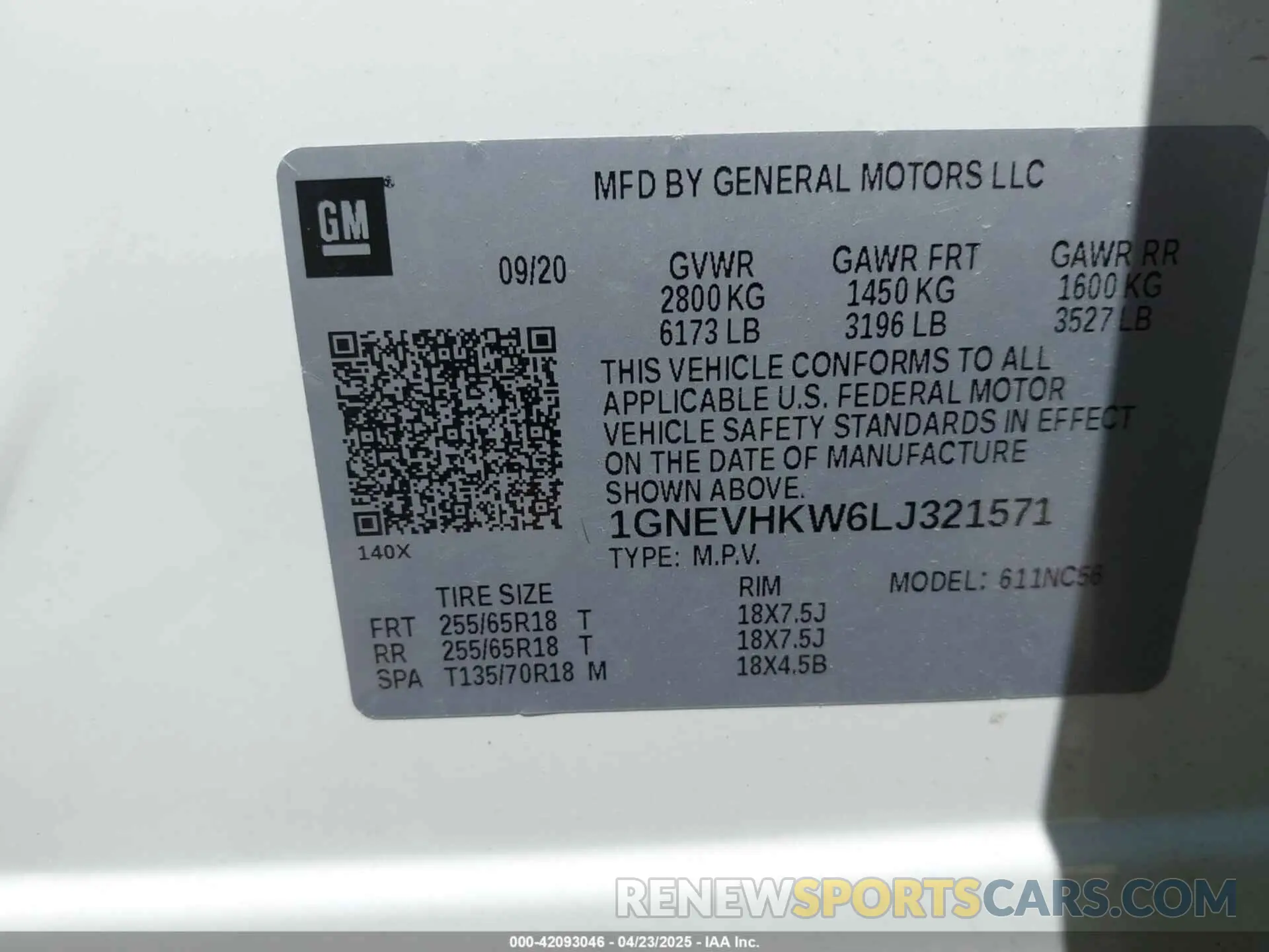 9 Photograph of a damaged car 1GNEVHKW6LJ321571 CHEVROLET TRAVERSE 2020
