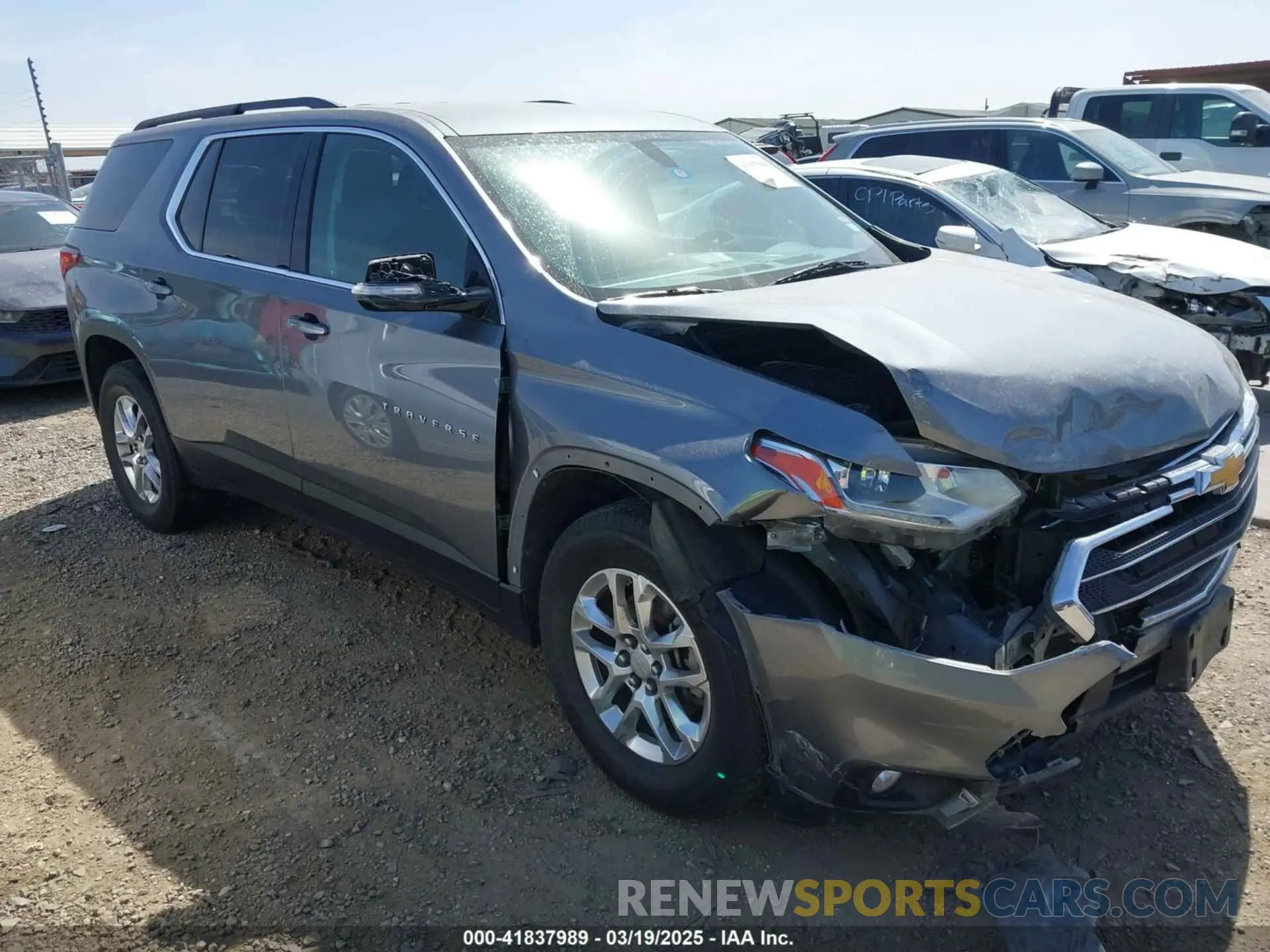 1 Photograph of a damaged car 1GNEVHKW7LJ145467 CHEVROLET TRAVERSE 2020