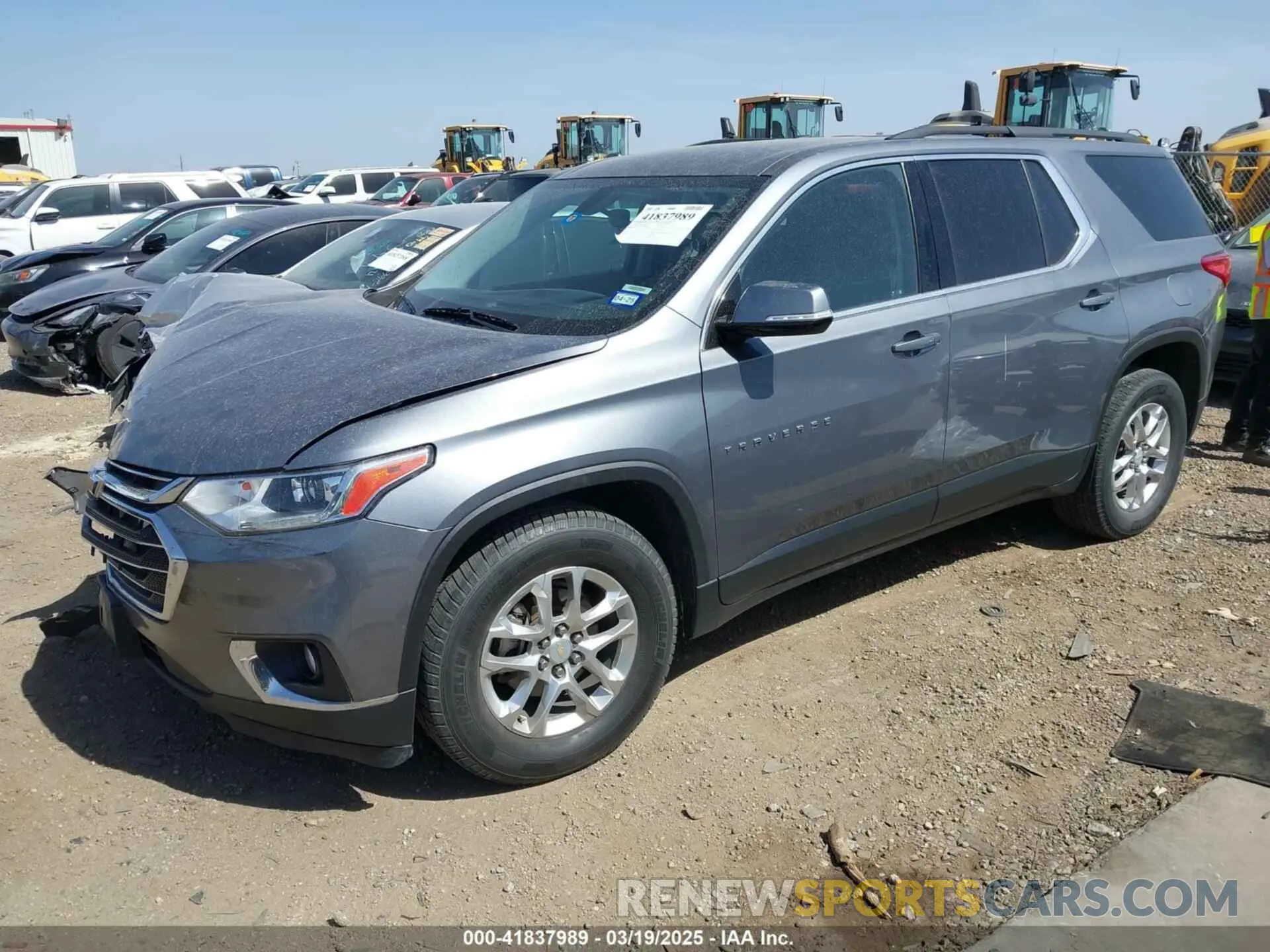2 Photograph of a damaged car 1GNEVHKW7LJ145467 CHEVROLET TRAVERSE 2020