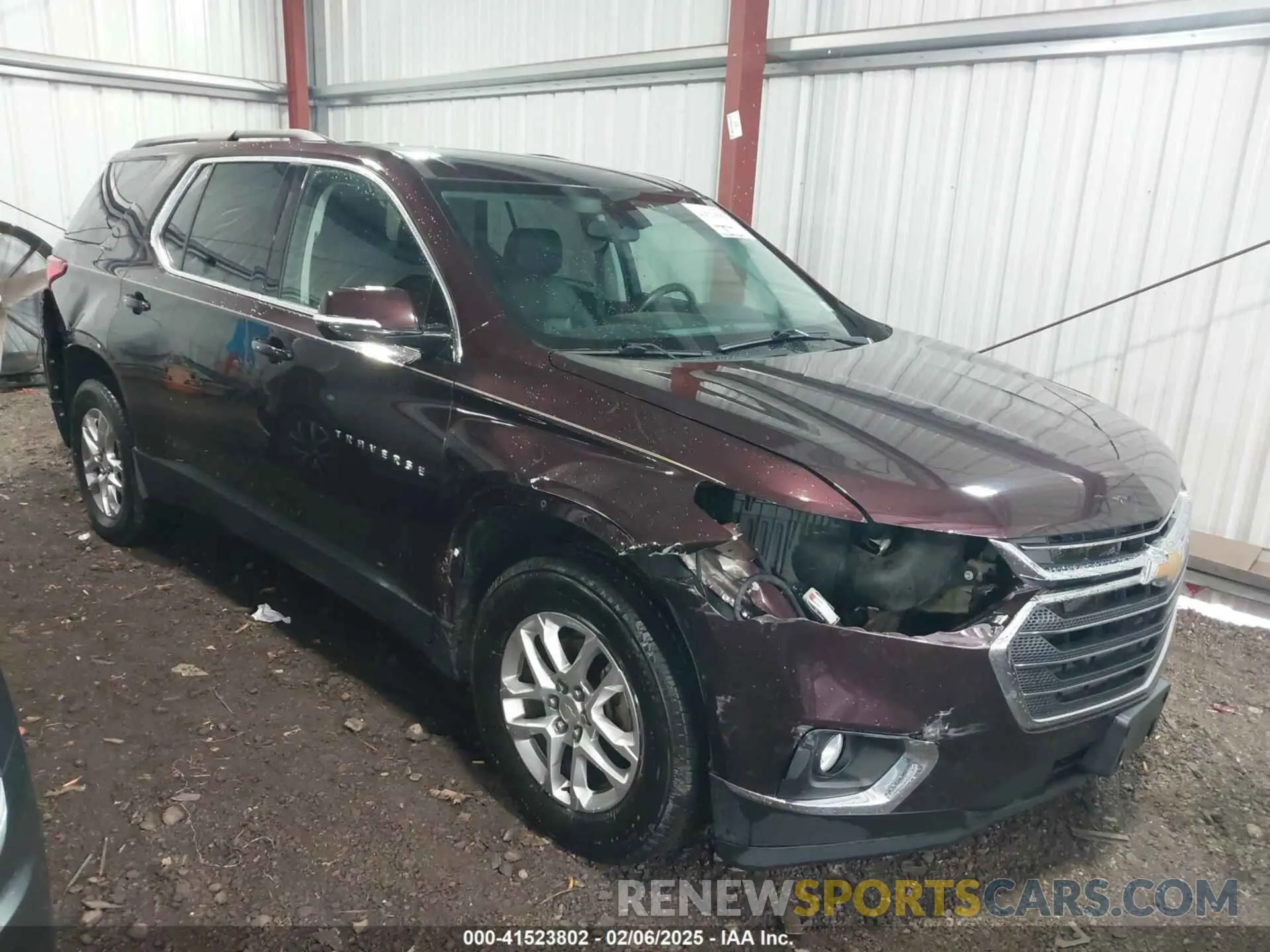 1 Photograph of a damaged car 1GNEVHKW8LJ127009 CHEVROLET TRAVERSE 2020