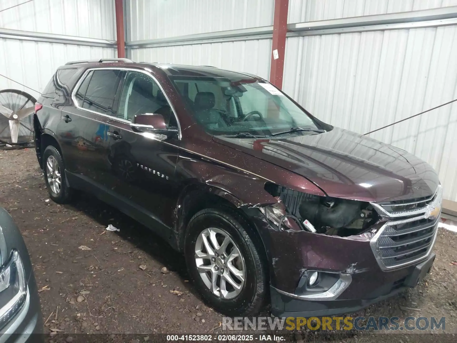 6 Photograph of a damaged car 1GNEVHKW8LJ127009 CHEVROLET TRAVERSE 2020