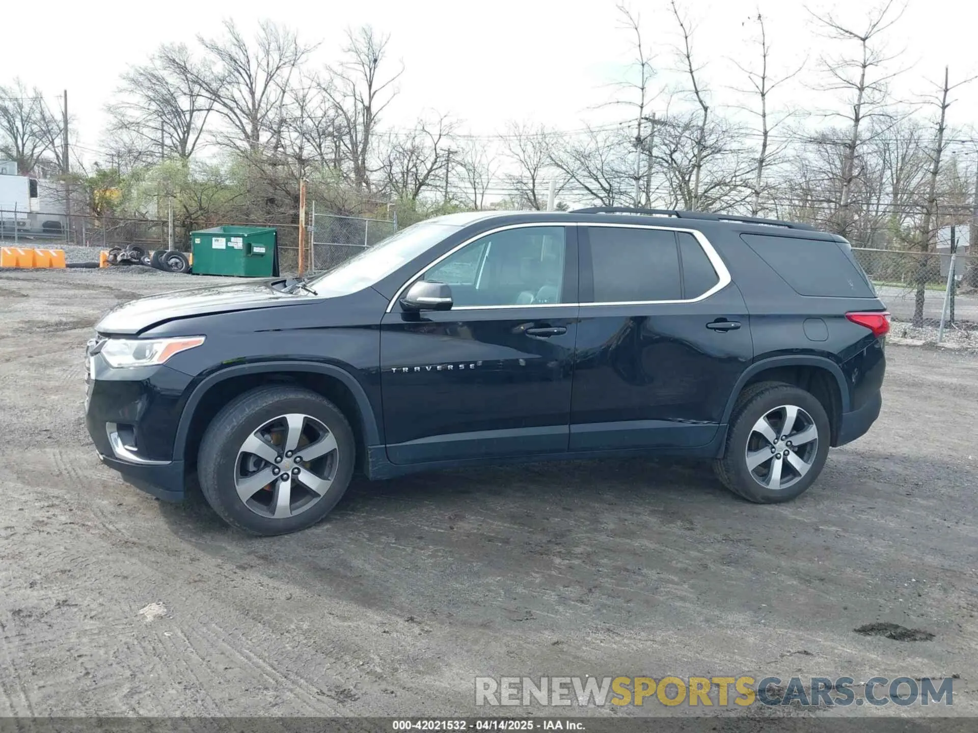 14 Photograph of a damaged car 1GNEVHKW8LJ238661 CHEVROLET TRAVERSE 2020