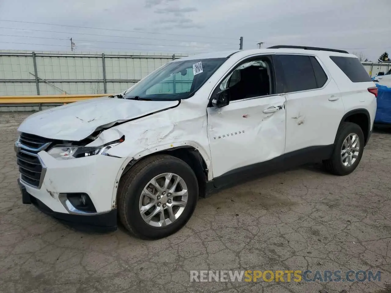 1 Photograph of a damaged car 1GNEVHKW9LJ250740 CHEVROLET TRAVERSE 2020