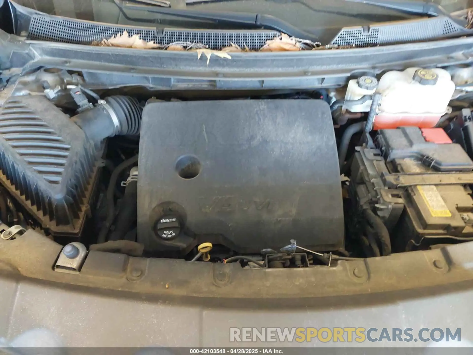 10 Photograph of a damaged car 1GNEVHKWXLJ228763 CHEVROLET TRAVERSE 2020