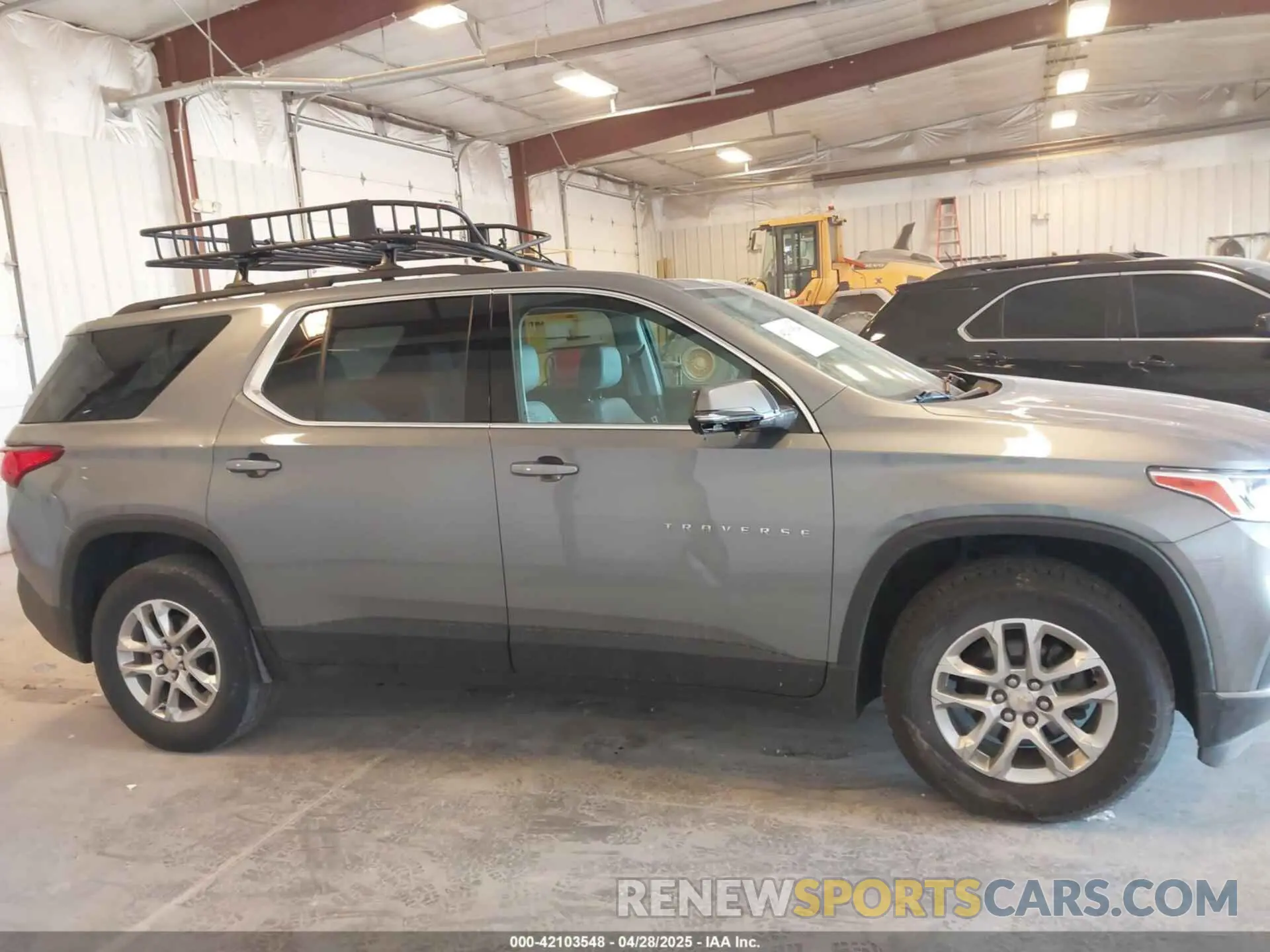 13 Photograph of a damaged car 1GNEVHKWXLJ228763 CHEVROLET TRAVERSE 2020