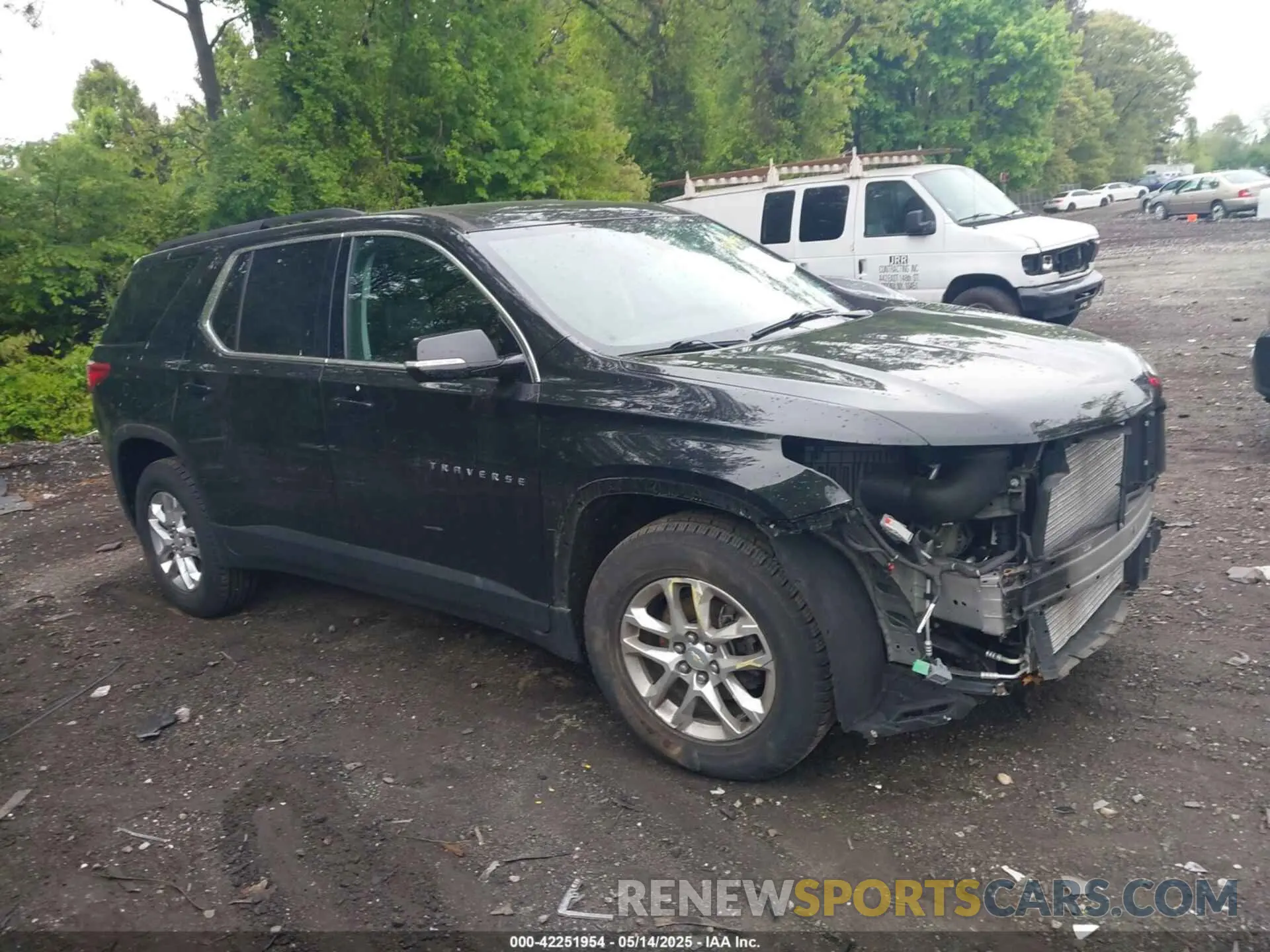 13 Photograph of a damaged car 1GNEVHKWXLJ324540 CHEVROLET TRAVERSE 2020