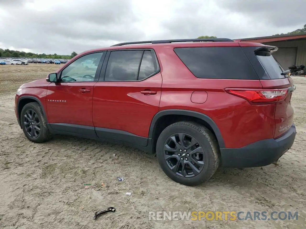 2 Photograph of a damaged car 1GNEVJKW1LJ163969 CHEVROLET TRAVERSE 2020