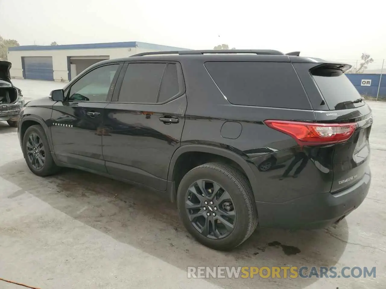 2 Photograph of a damaged car 1GNEVJKW1LJ298126 CHEVROLET TRAVERSE 2020