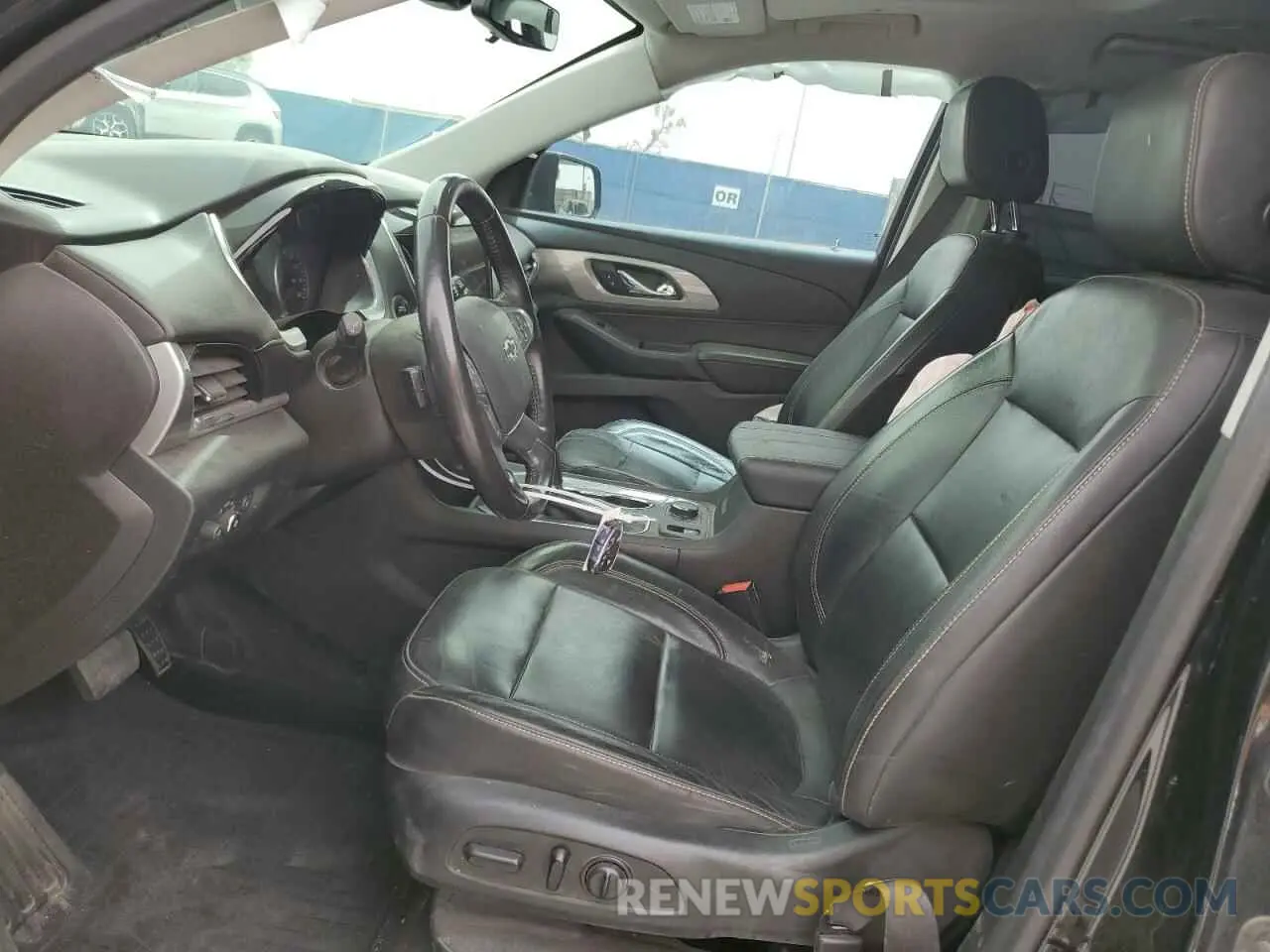 7 Photograph of a damaged car 1GNEVJKW1LJ298126 CHEVROLET TRAVERSE 2020