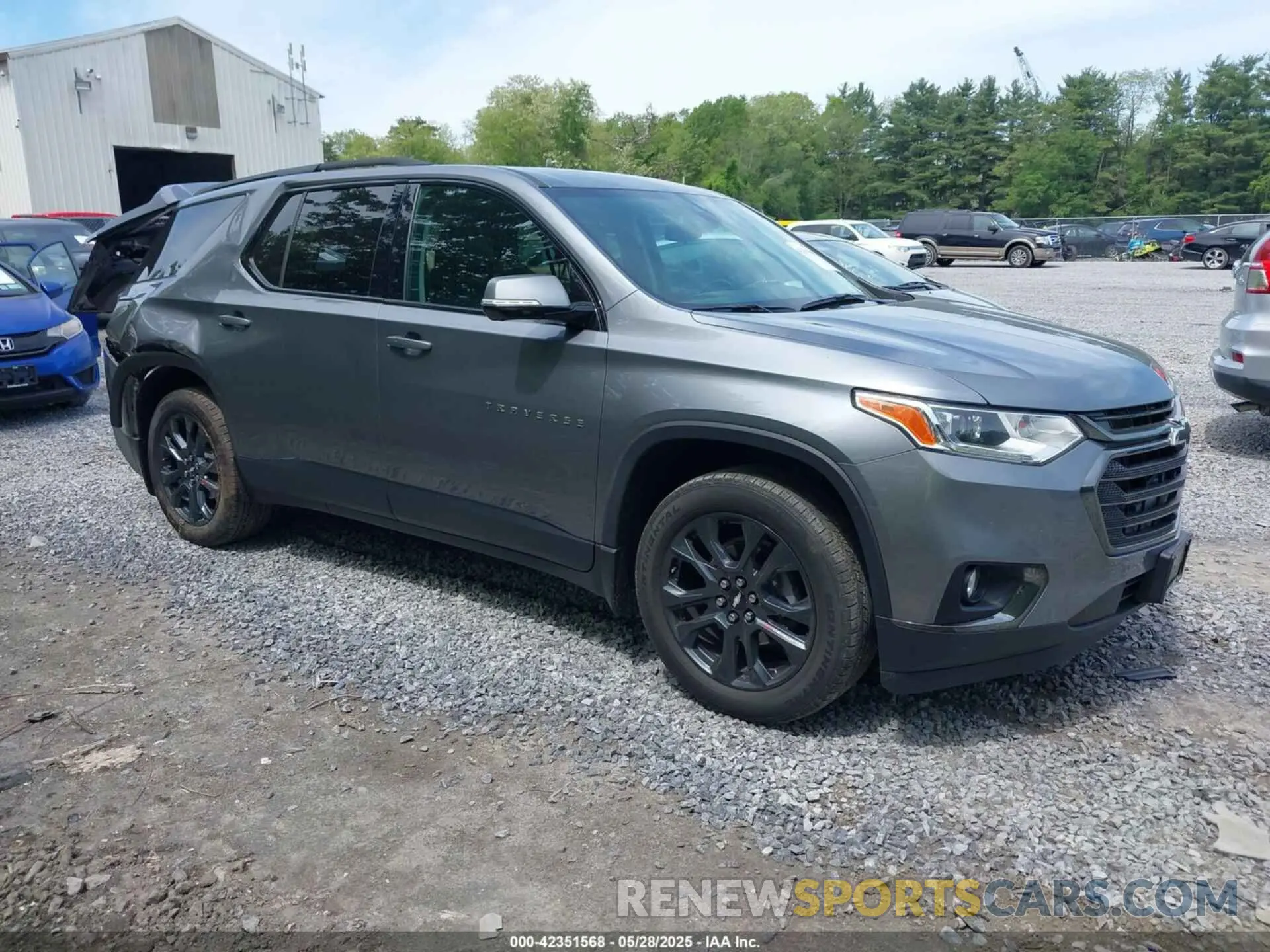 1 Photograph of a damaged car 1GNEVJKW2LJ247766 CHEVROLET TRAVERSE 2020
