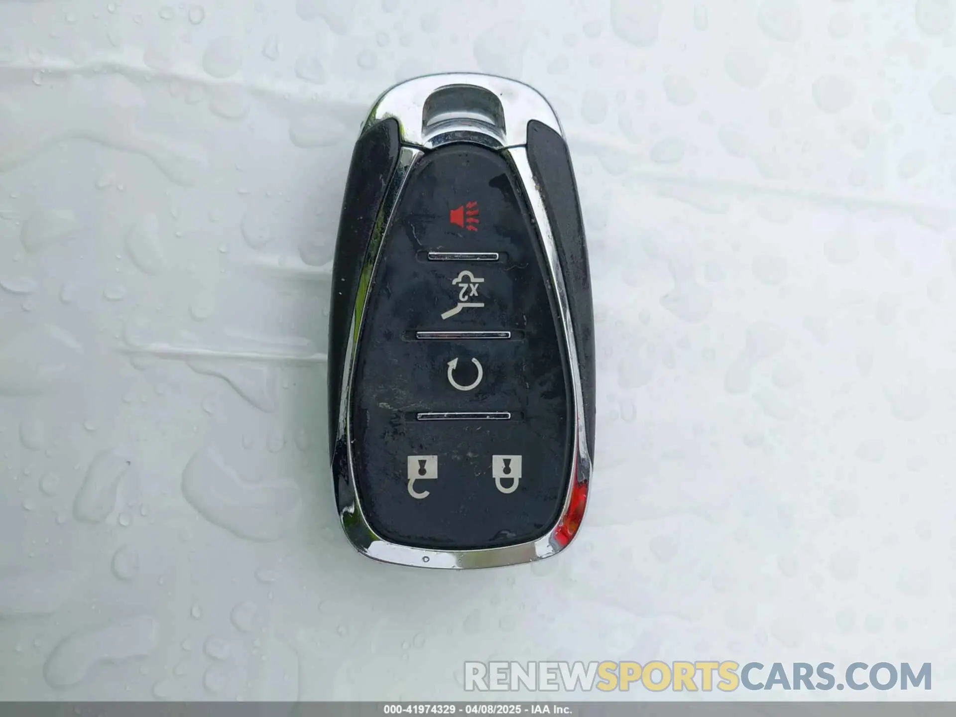 11 Photograph of a damaged car 1GNEVJKW4LJ275925 CHEVROLET TRAVERSE 2020