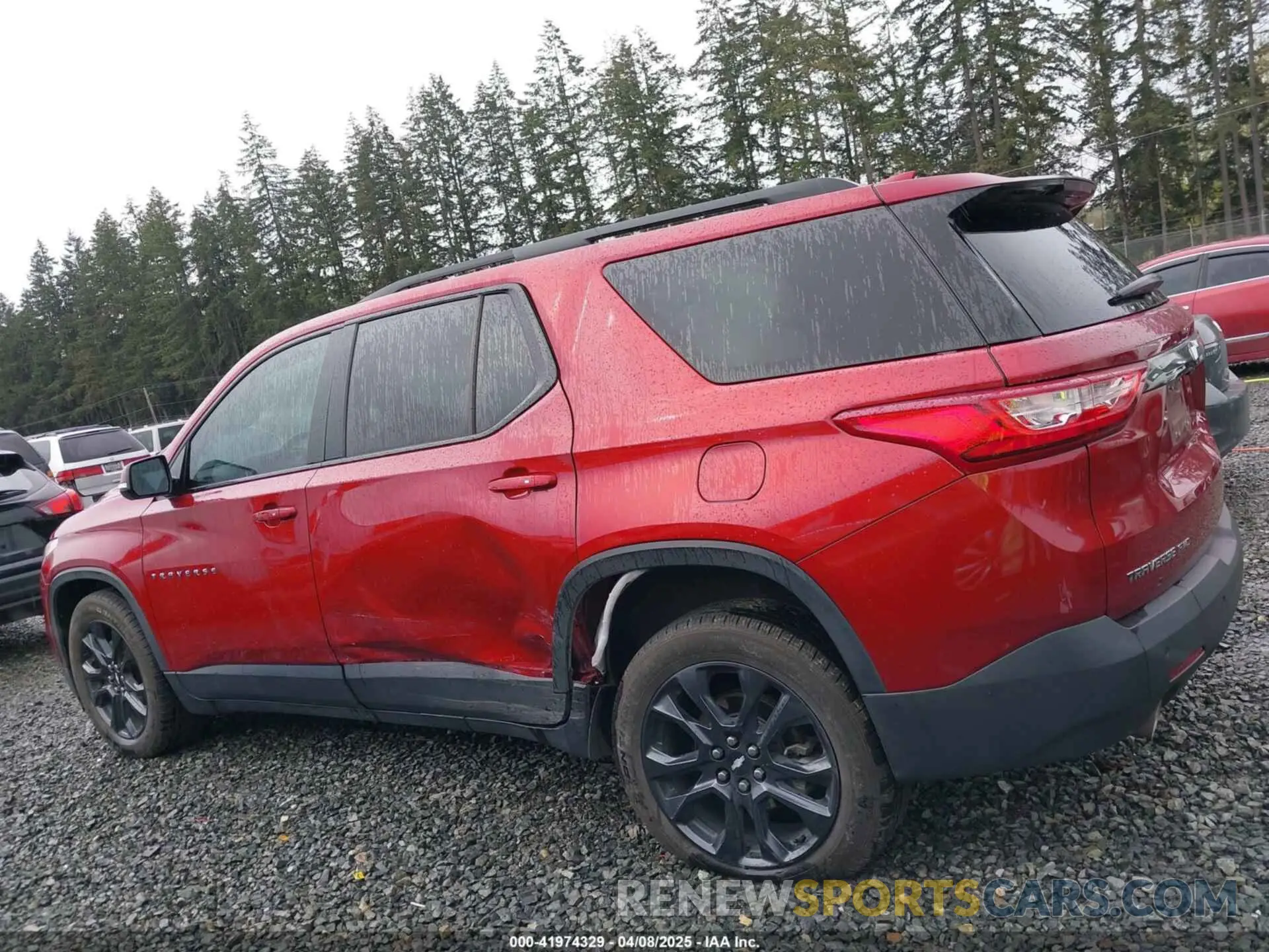 14 Photograph of a damaged car 1GNEVJKW4LJ275925 CHEVROLET TRAVERSE 2020
