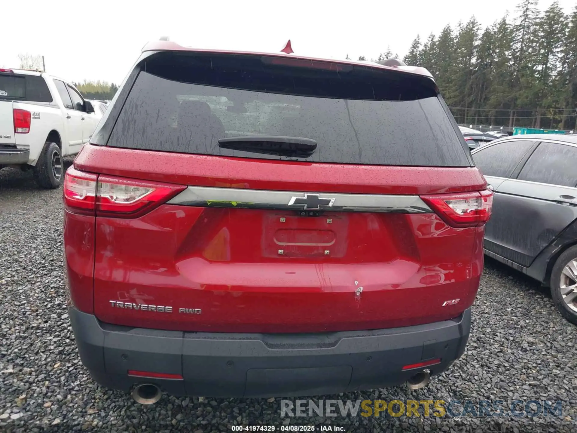 16 Photograph of a damaged car 1GNEVJKW4LJ275925 CHEVROLET TRAVERSE 2020