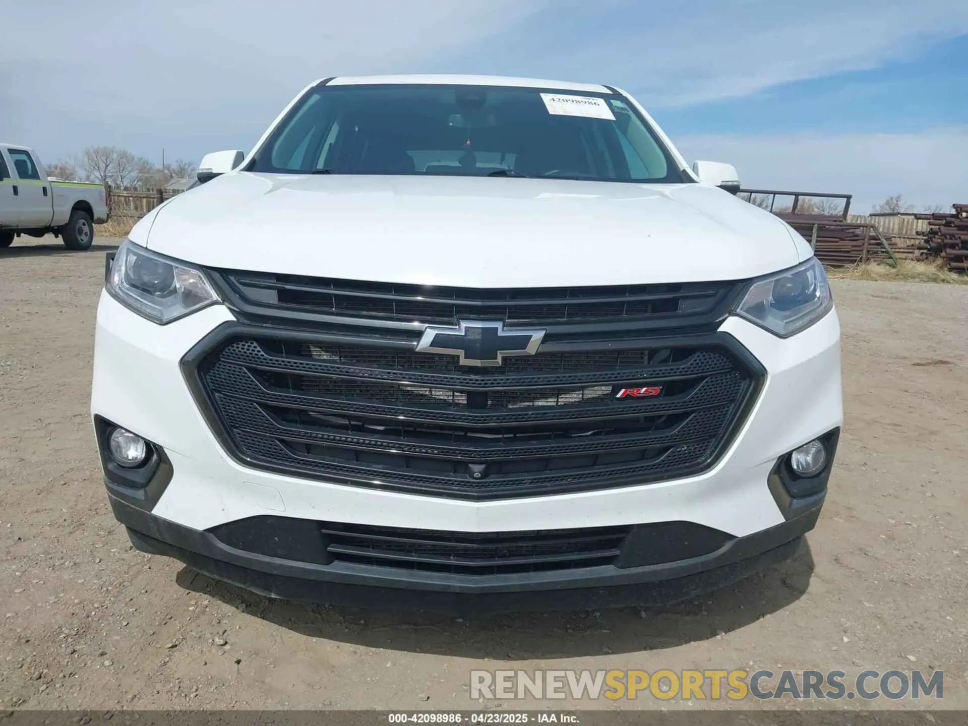 13 Photograph of a damaged car 1GNEVJKW4LJ284236 CHEVROLET TRAVERSE 2020