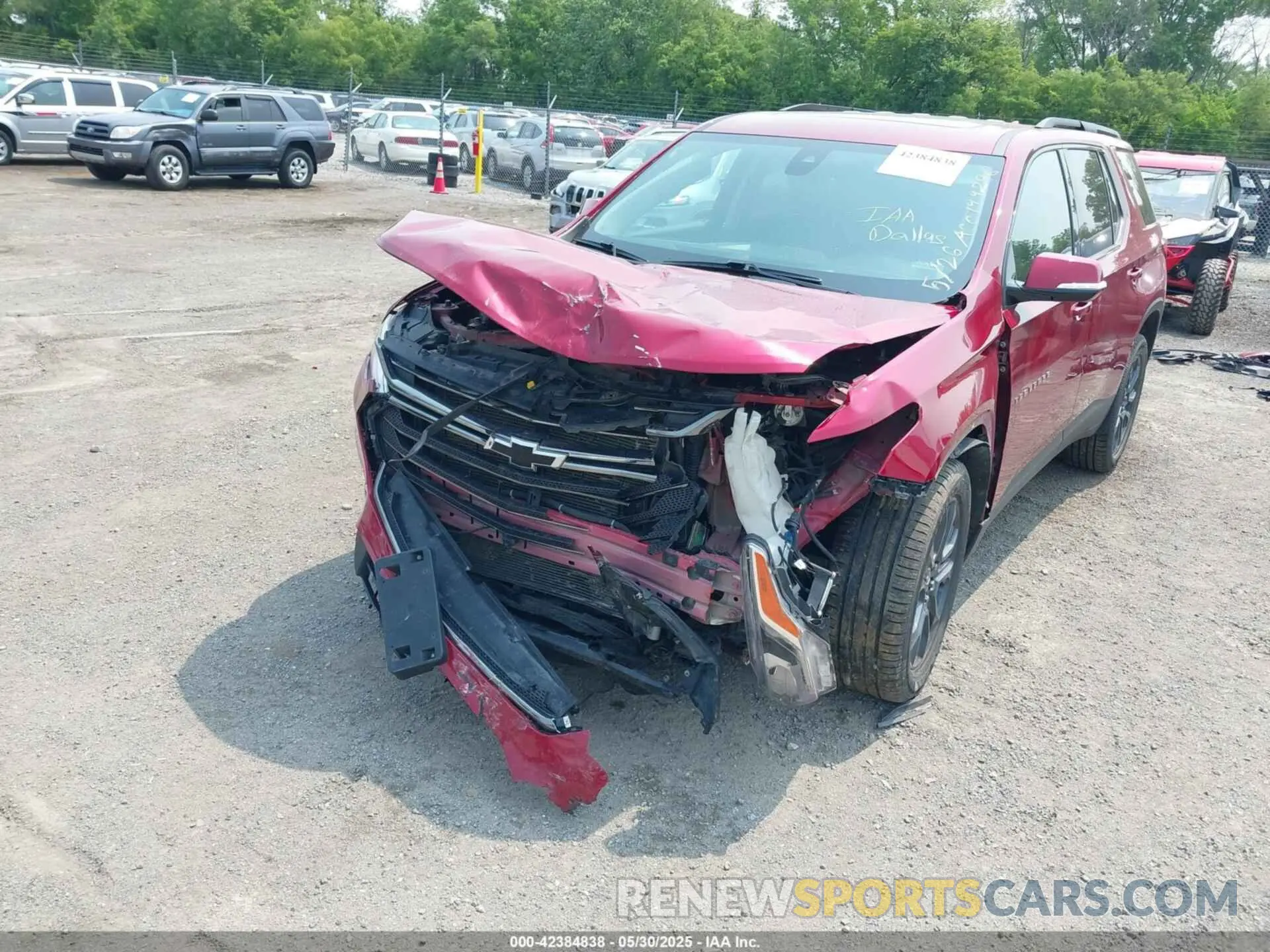 6 Photograph of a damaged car 1GNEVJKW5LJ149296 CHEVROLET TRAVERSE 2020