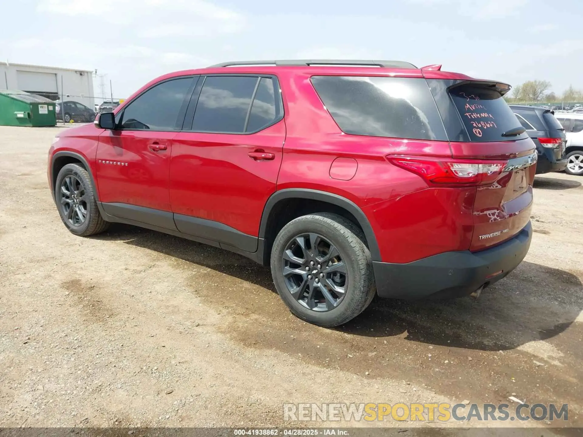 3 Photograph of a damaged car 1GNEVJKW5LJ268627 CHEVROLET TRAVERSE 2020