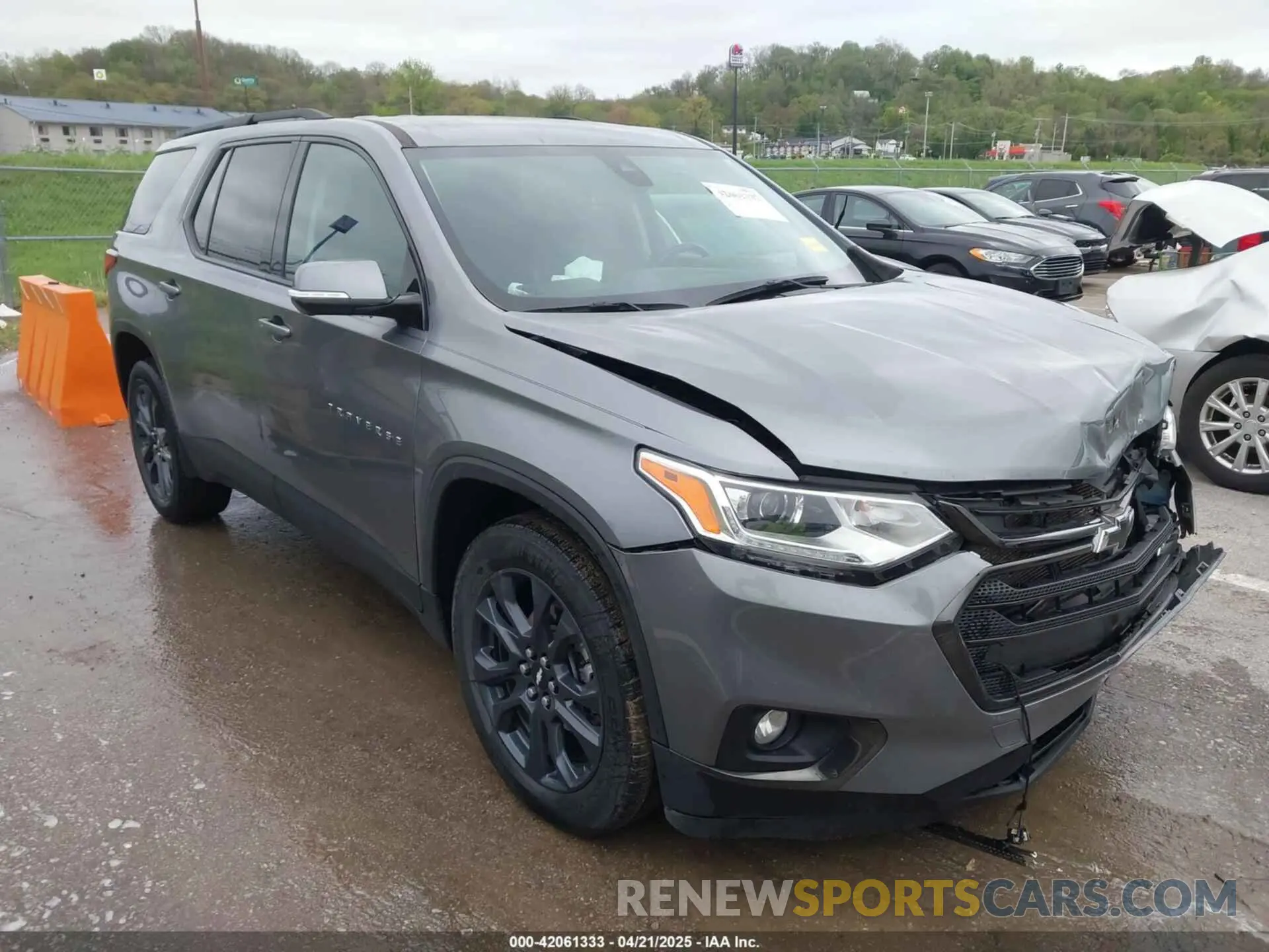 1 Photograph of a damaged car 1GNEVJKW7LJ308092 CHEVROLET TRAVERSE 2020