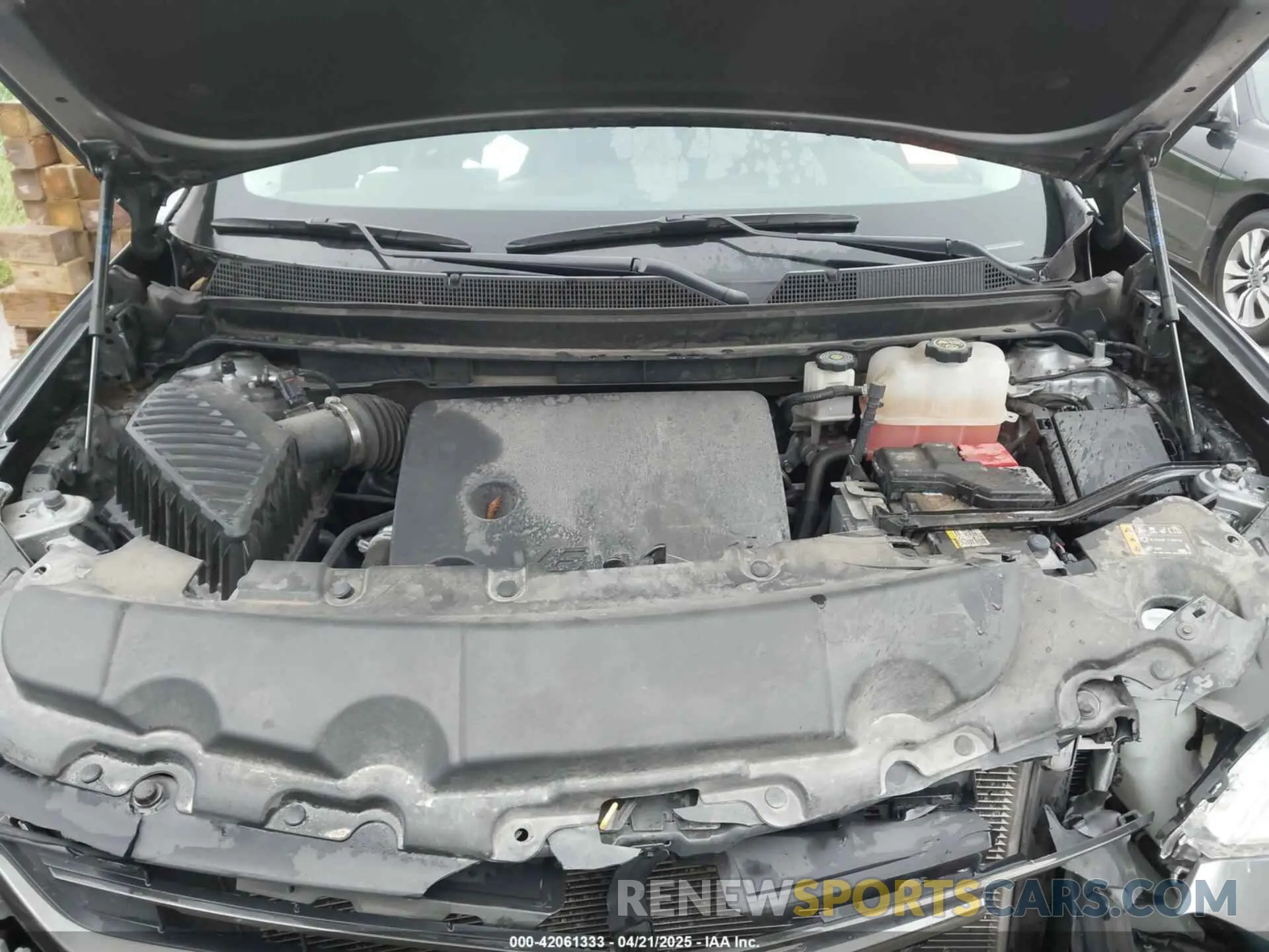 10 Photograph of a damaged car 1GNEVJKW7LJ308092 CHEVROLET TRAVERSE 2020