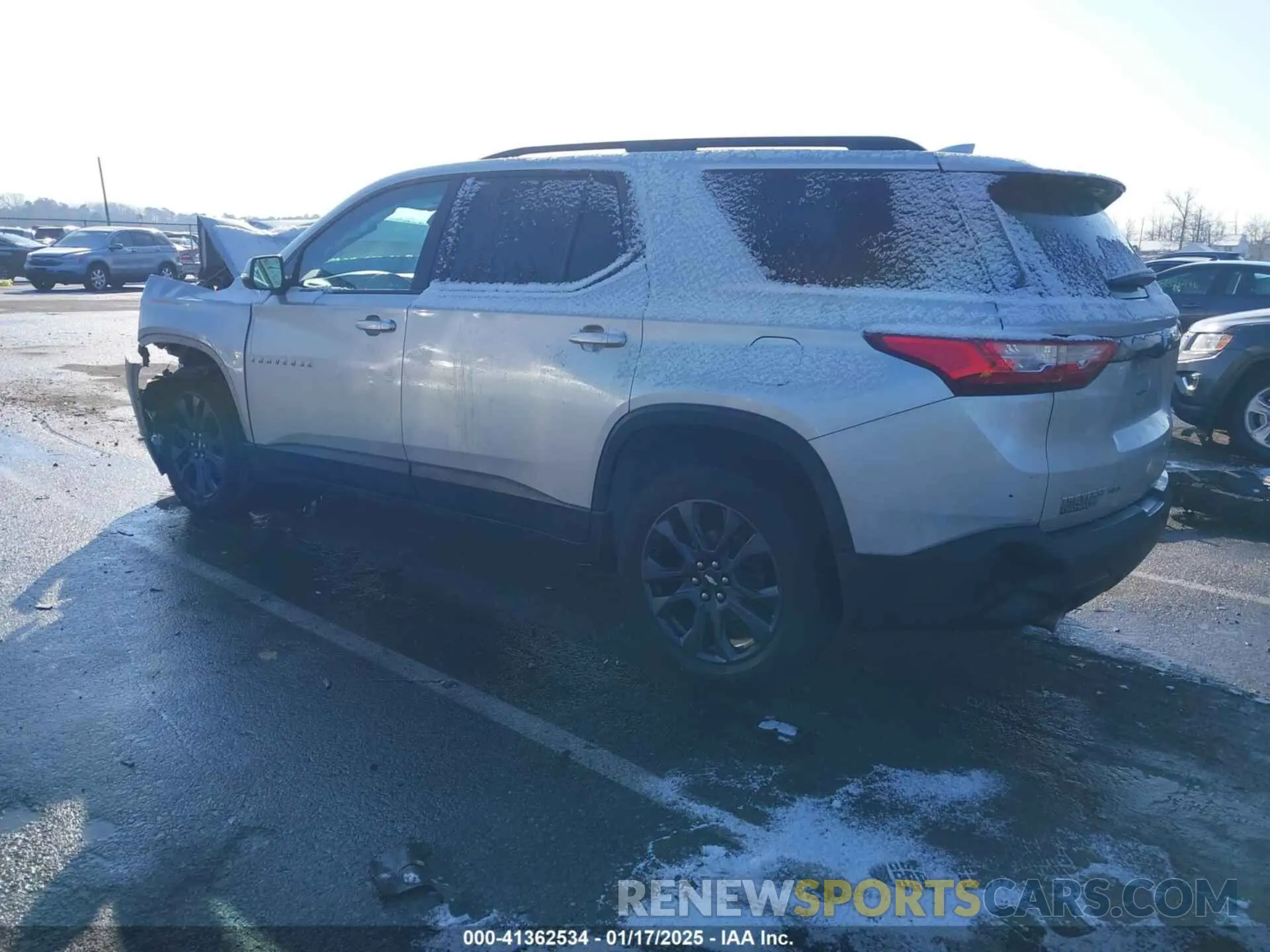 3 Photograph of a damaged car 1GNEVJKWXLJ100918 CHEVROLET TRAVERSE 2020