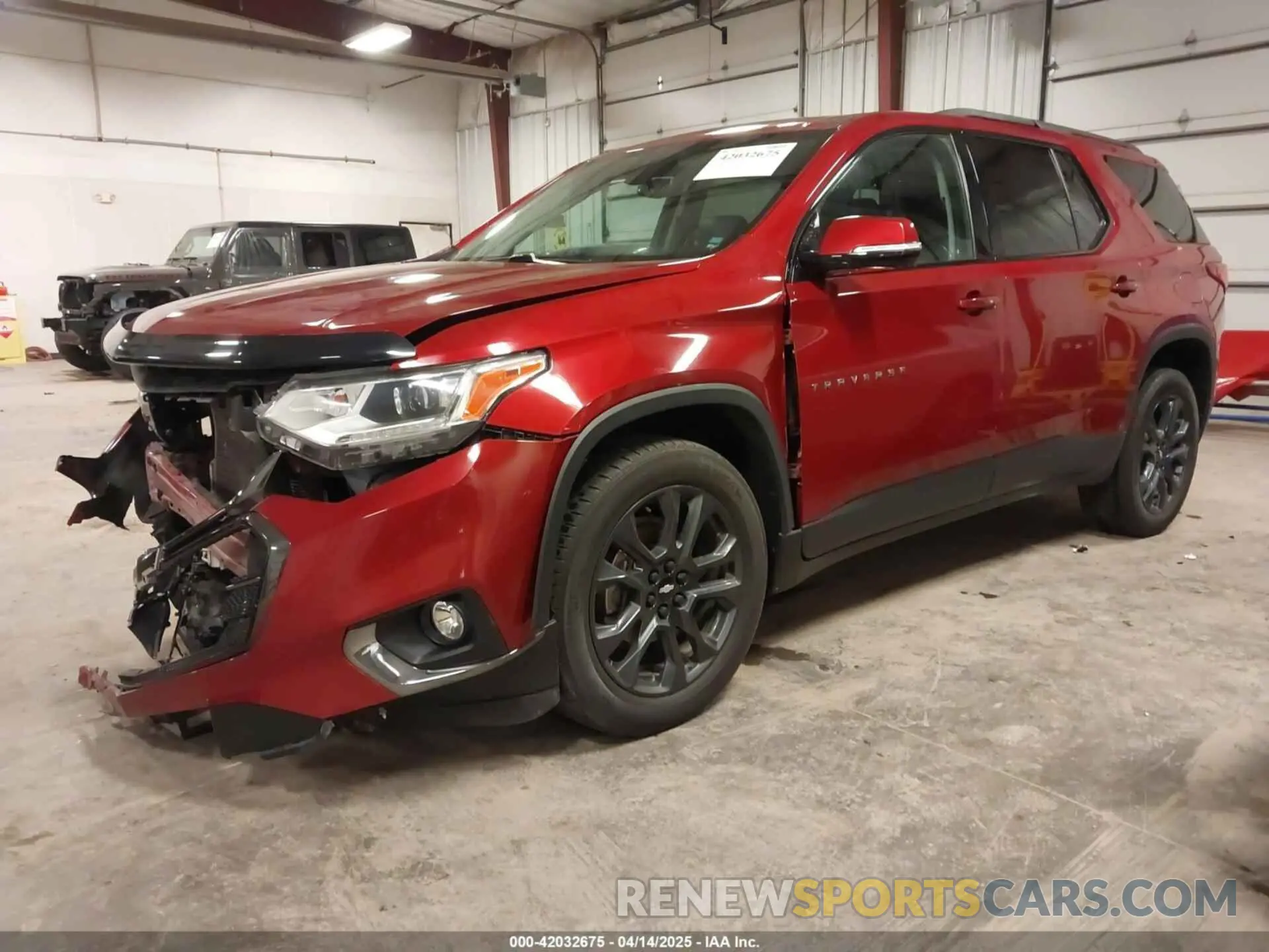 2 Photograph of a damaged car 1GNEVJKWXLJ253198 CHEVROLET TRAVERSE 2020
