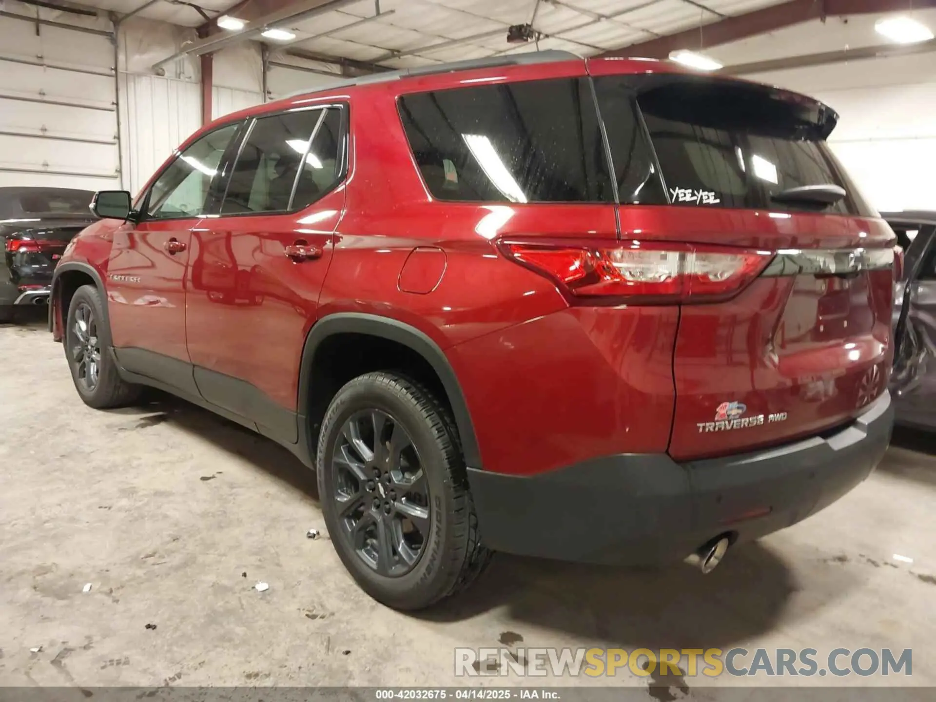3 Photograph of a damaged car 1GNEVJKWXLJ253198 CHEVROLET TRAVERSE 2020