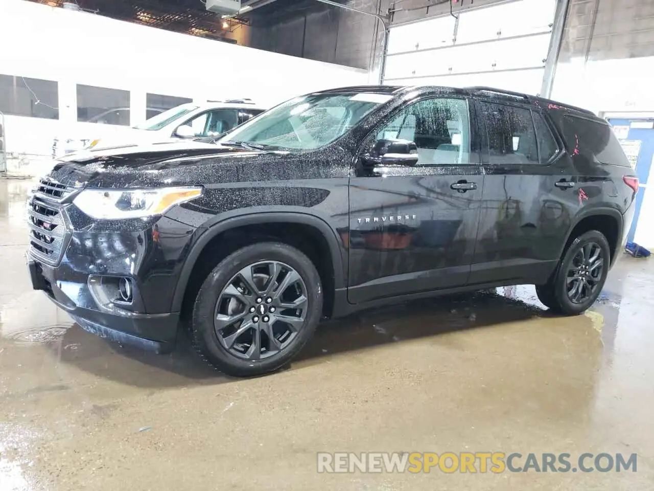 1 Photograph of a damaged car 1GNEVJKWXLJ292213 CHEVROLET TRAVERSE 2020