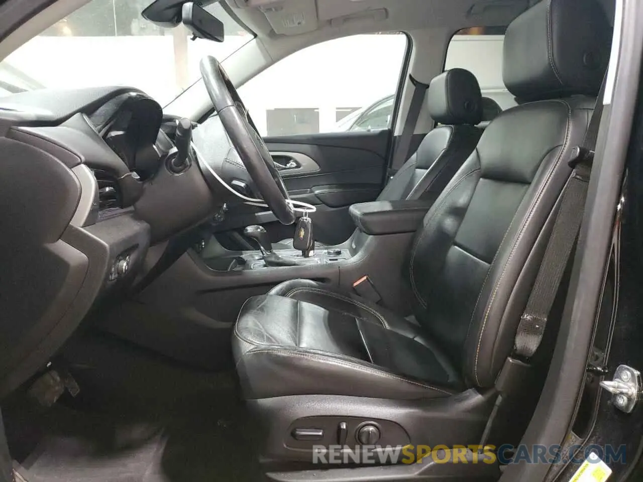 7 Photograph of a damaged car 1GNEVJKWXLJ292213 CHEVROLET TRAVERSE 2020