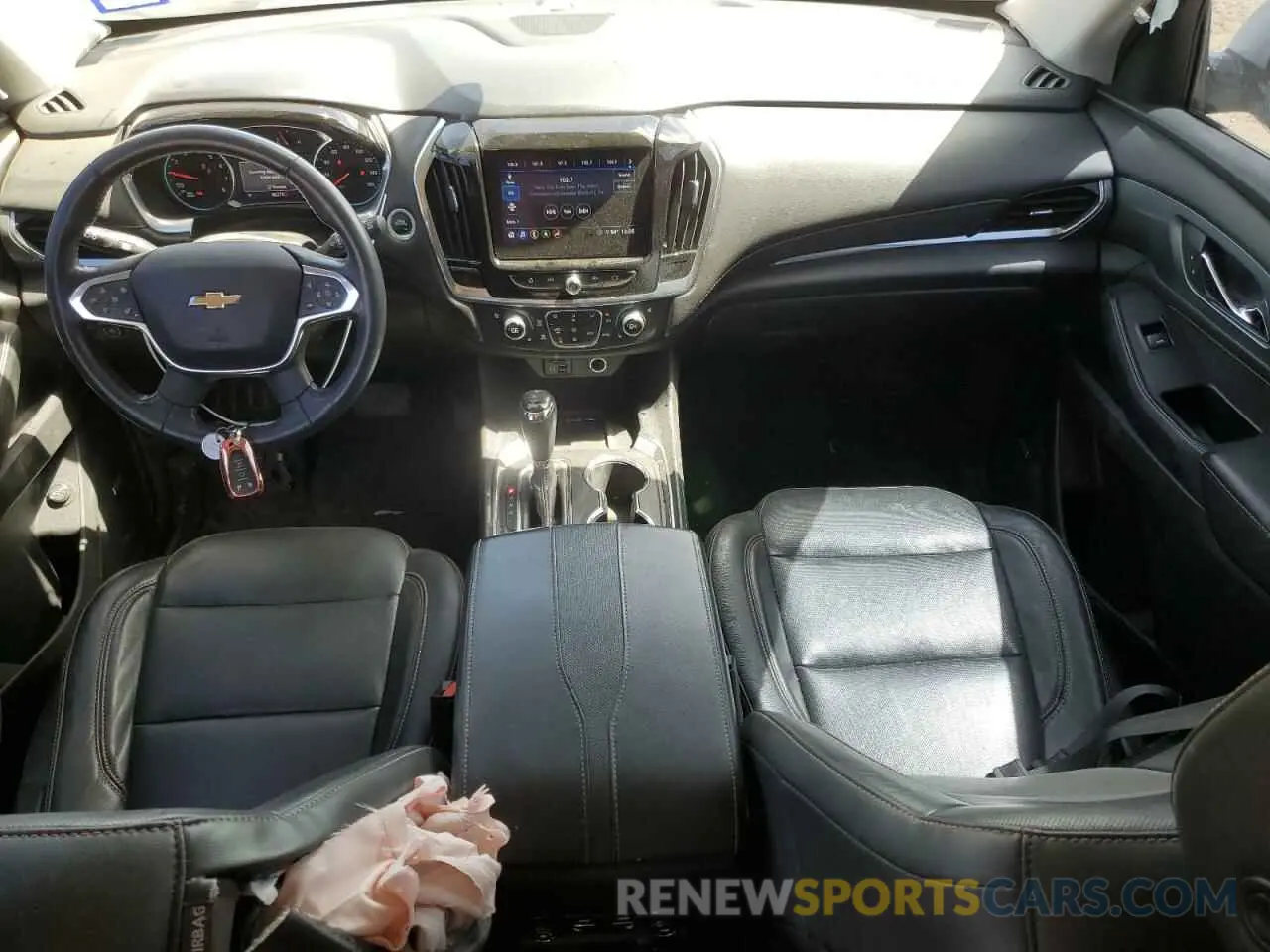 8 Photograph of a damaged car 1GNEVKKW1LJ158079 CHEVROLET TRAVERSE 2020